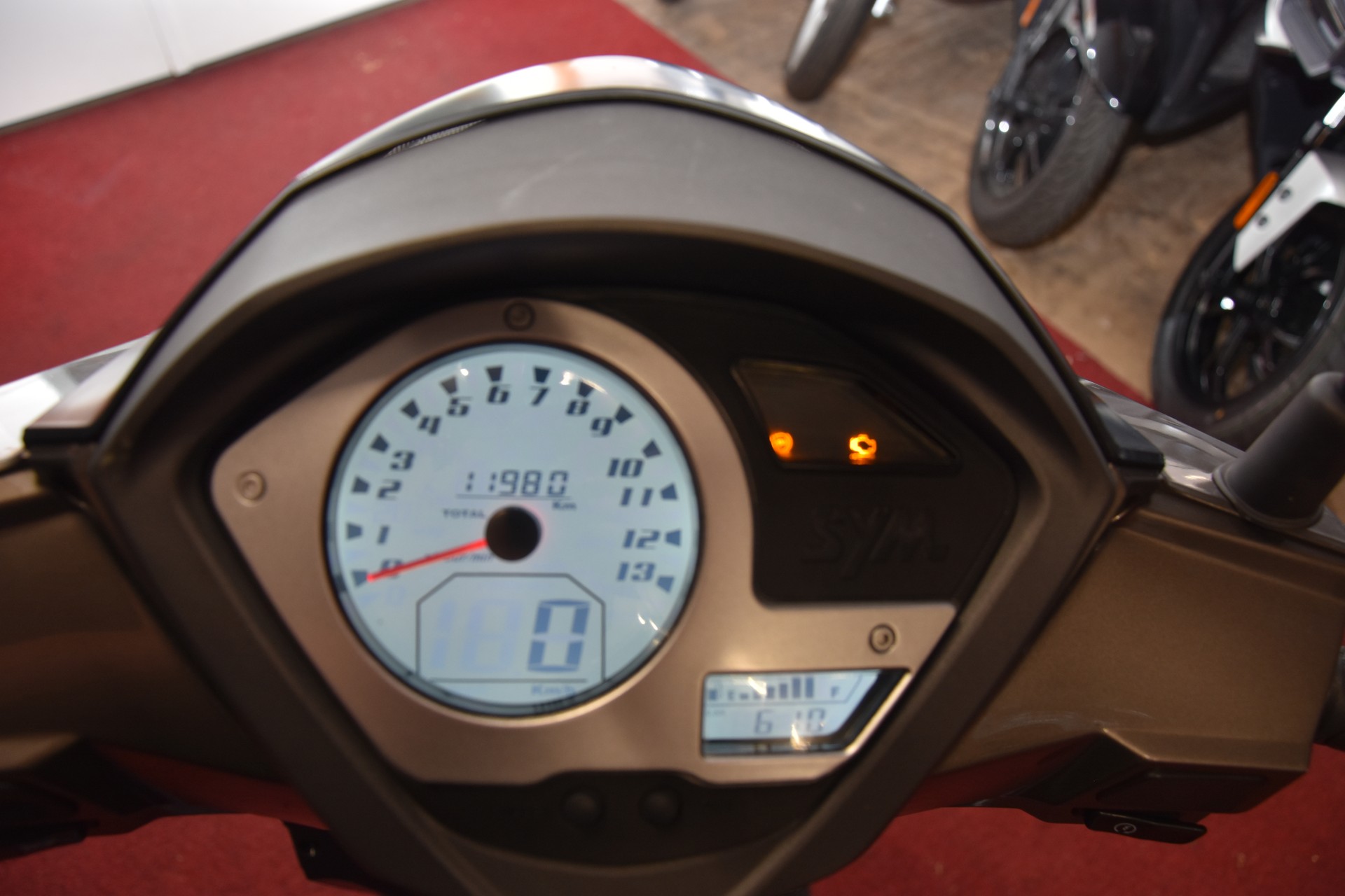 SYM Symphony ST 125 i LC-image-6
