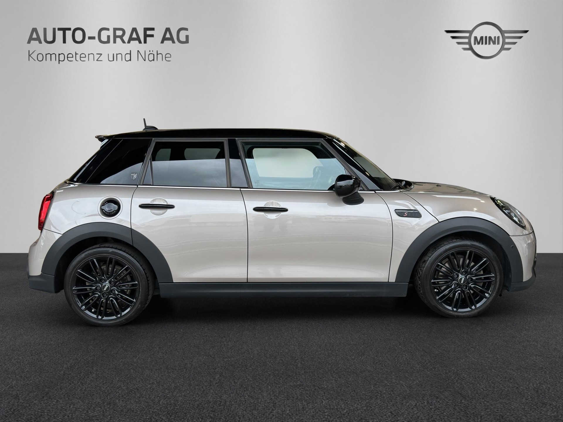 MINI Cooper S 5door-image-5