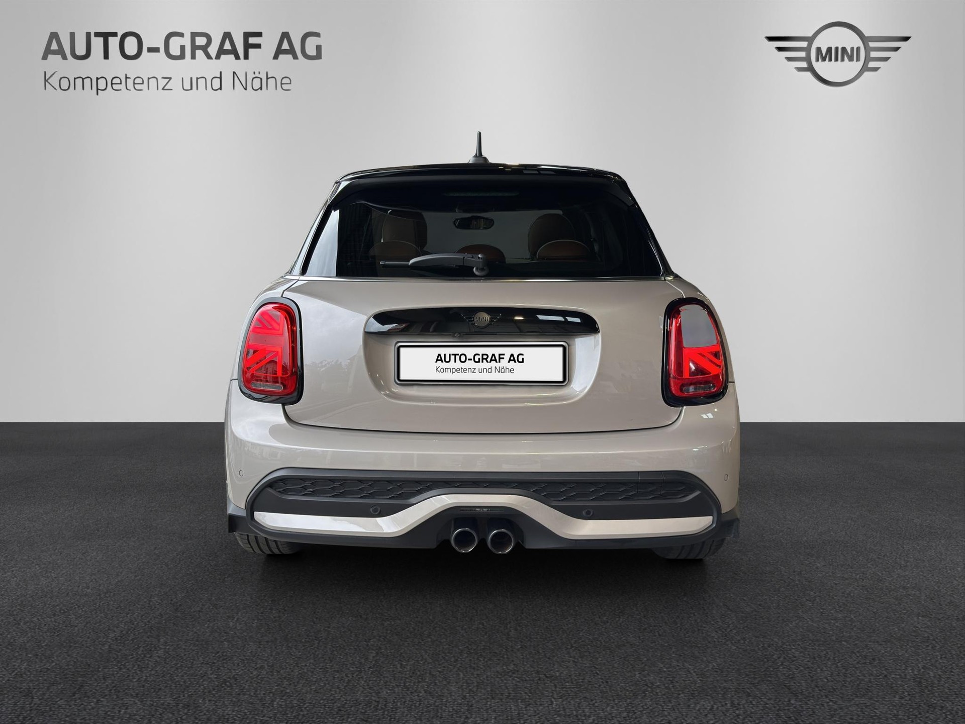 MINI Cooper S 5door-showroom-element-3