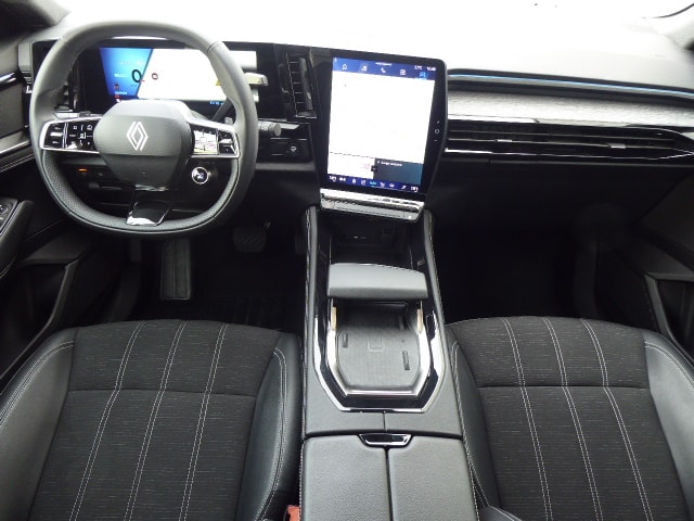 RENAULT Austral 1.2 HEV 200 Techno A-image-6