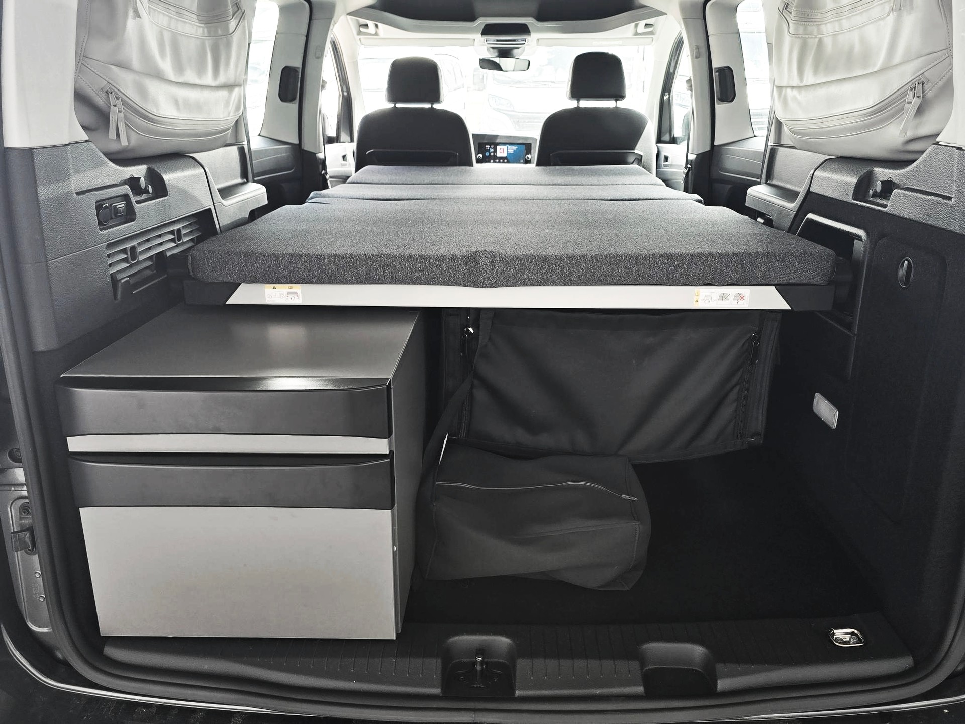 VW CADDY CALIFORNIA SPIRIT MAXI 1,5 TSI DSG-image-4