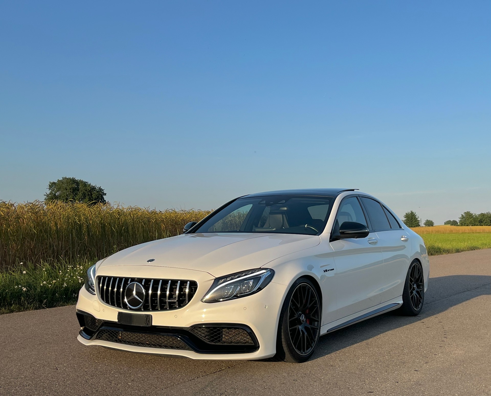MERCEDES-BENZ C 63 S AMG-image-3