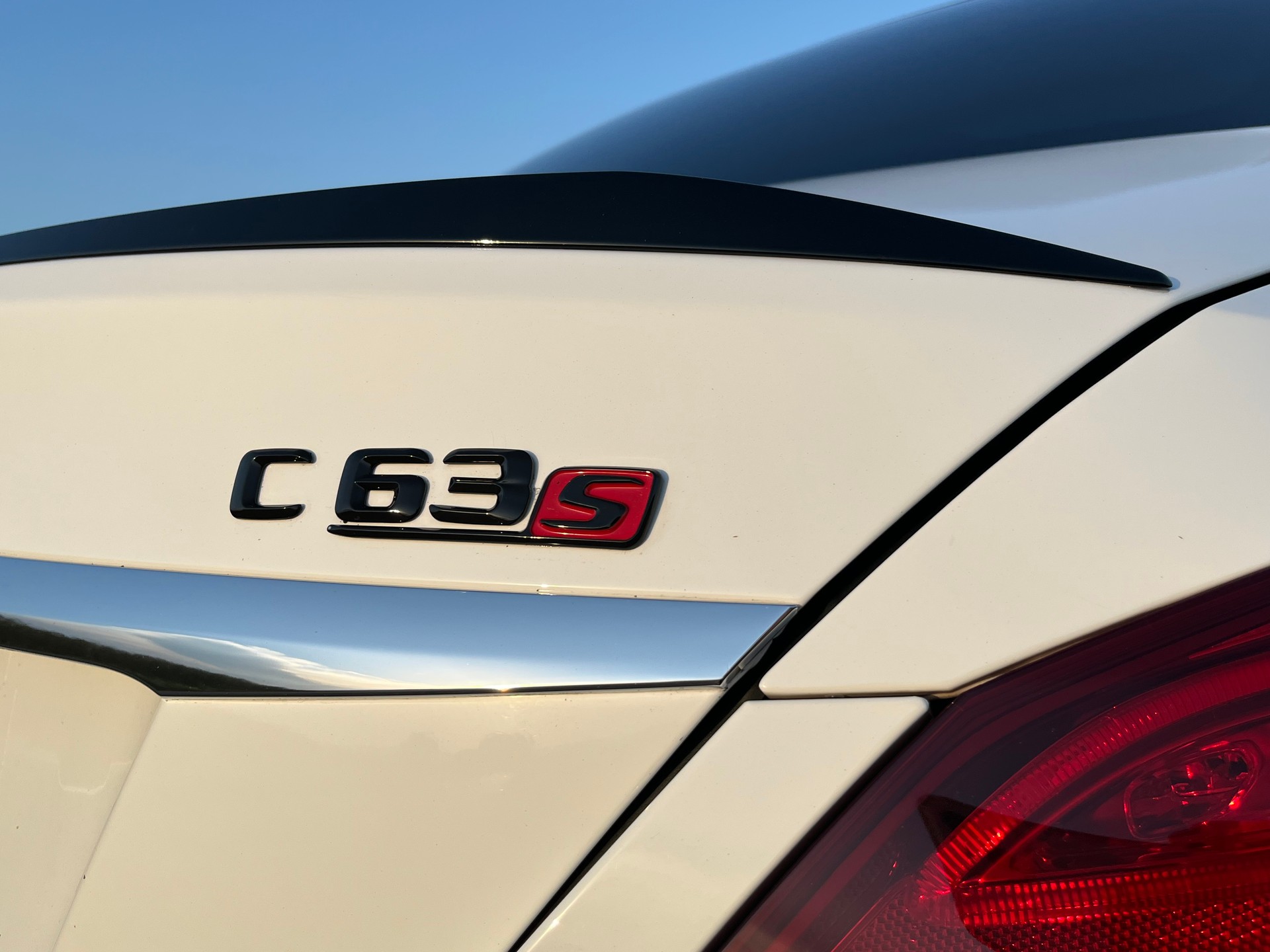 MERCEDES-BENZ C 63 S AMG-image-8