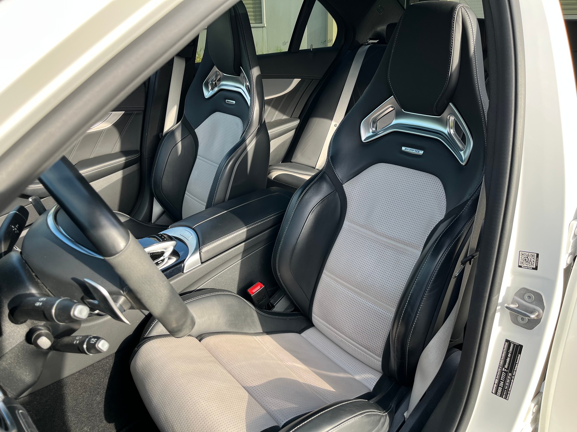 MERCEDES-BENZ C 63 S AMG-image-11