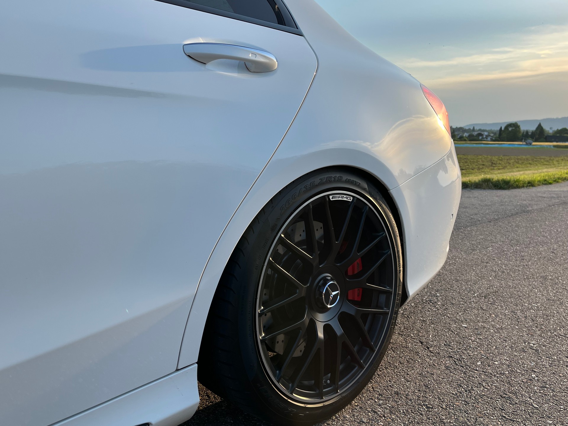 MERCEDES-BENZ C 63 S AMG-image-7