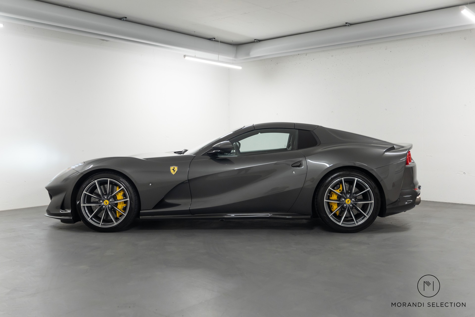 FERRARI 812 GTS 6.5-showroom-element-1