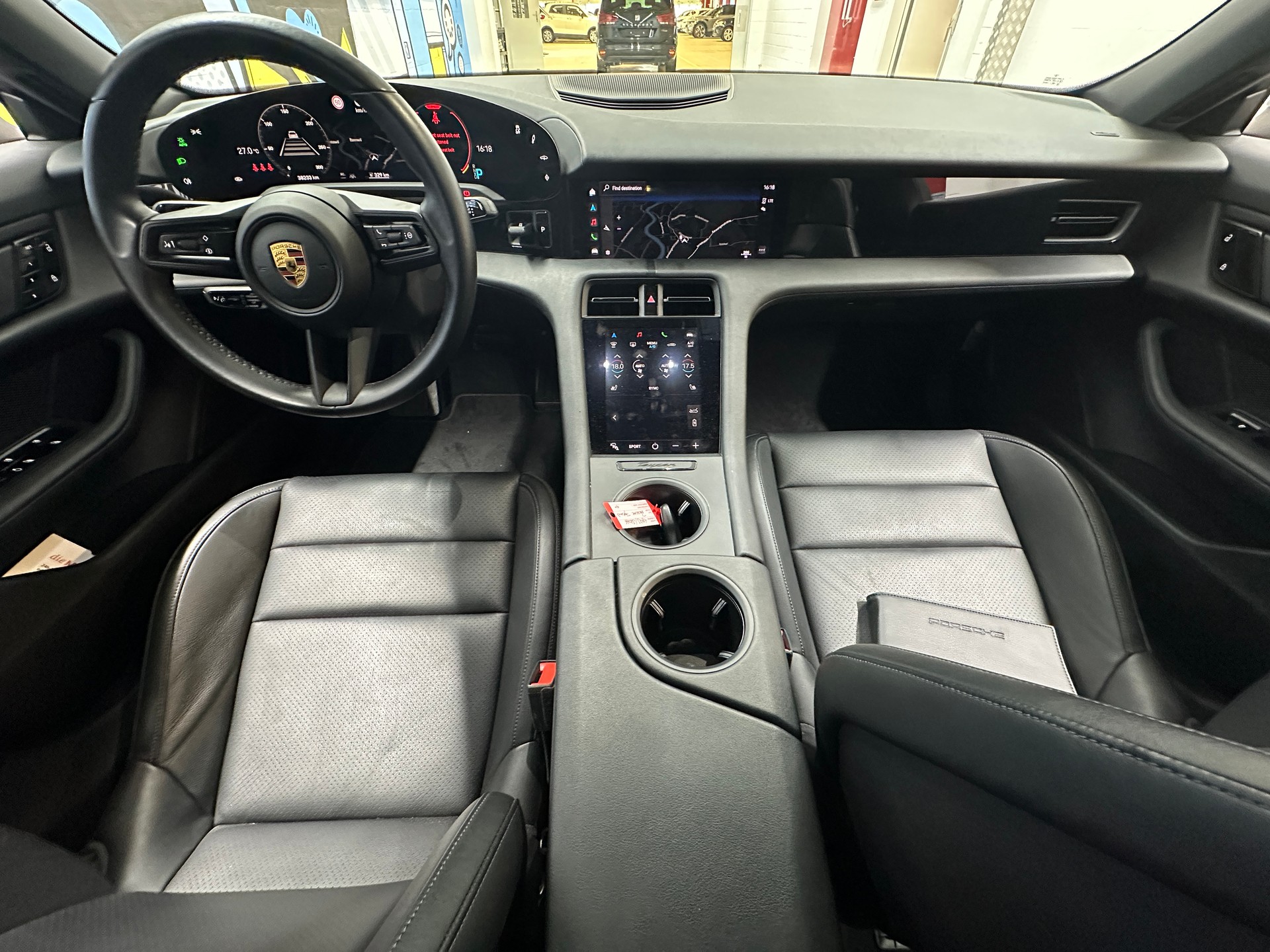 PORSCHE Taycan 4S-image-10