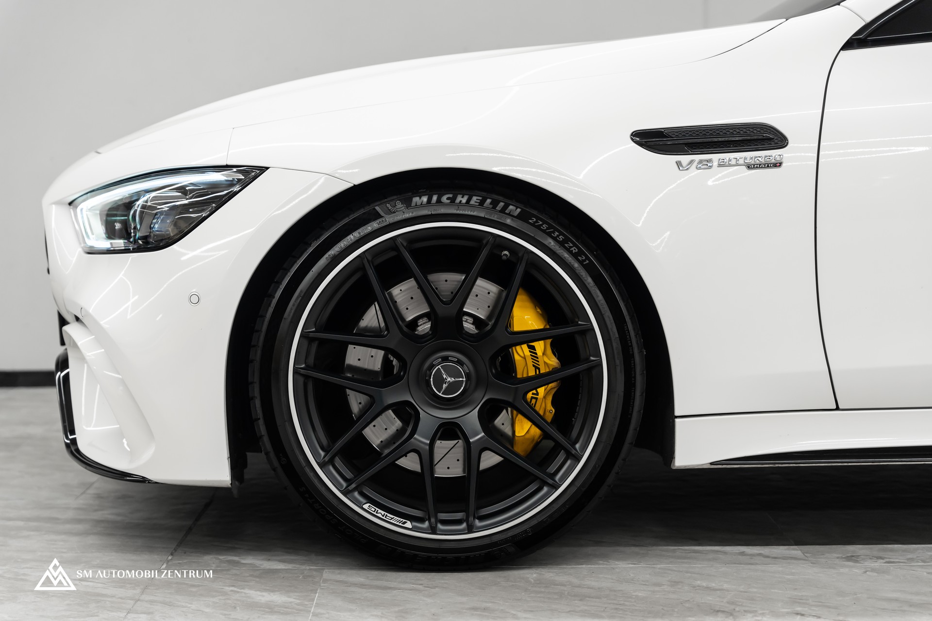 MERCEDES-BENZ AMG GT 63 S 4matic+ / Panorama / Head-Up / Sitzbelüftung-image-7