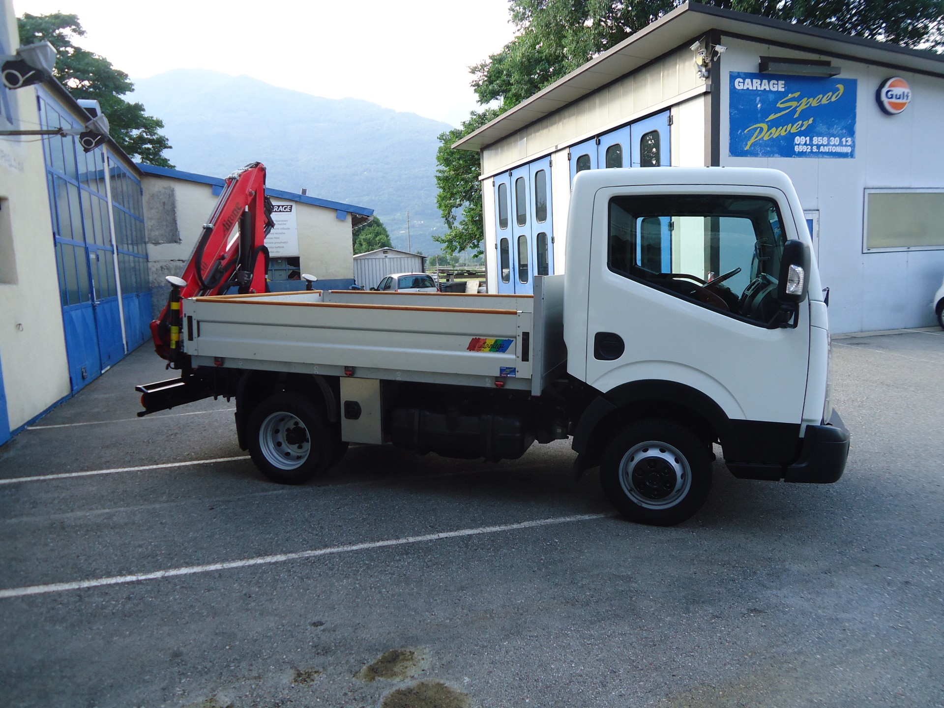 NISSAN NT400 35.13 L2 PRO - Ponte Fisso con Gru "AIRONE A30 S2 "-image-1