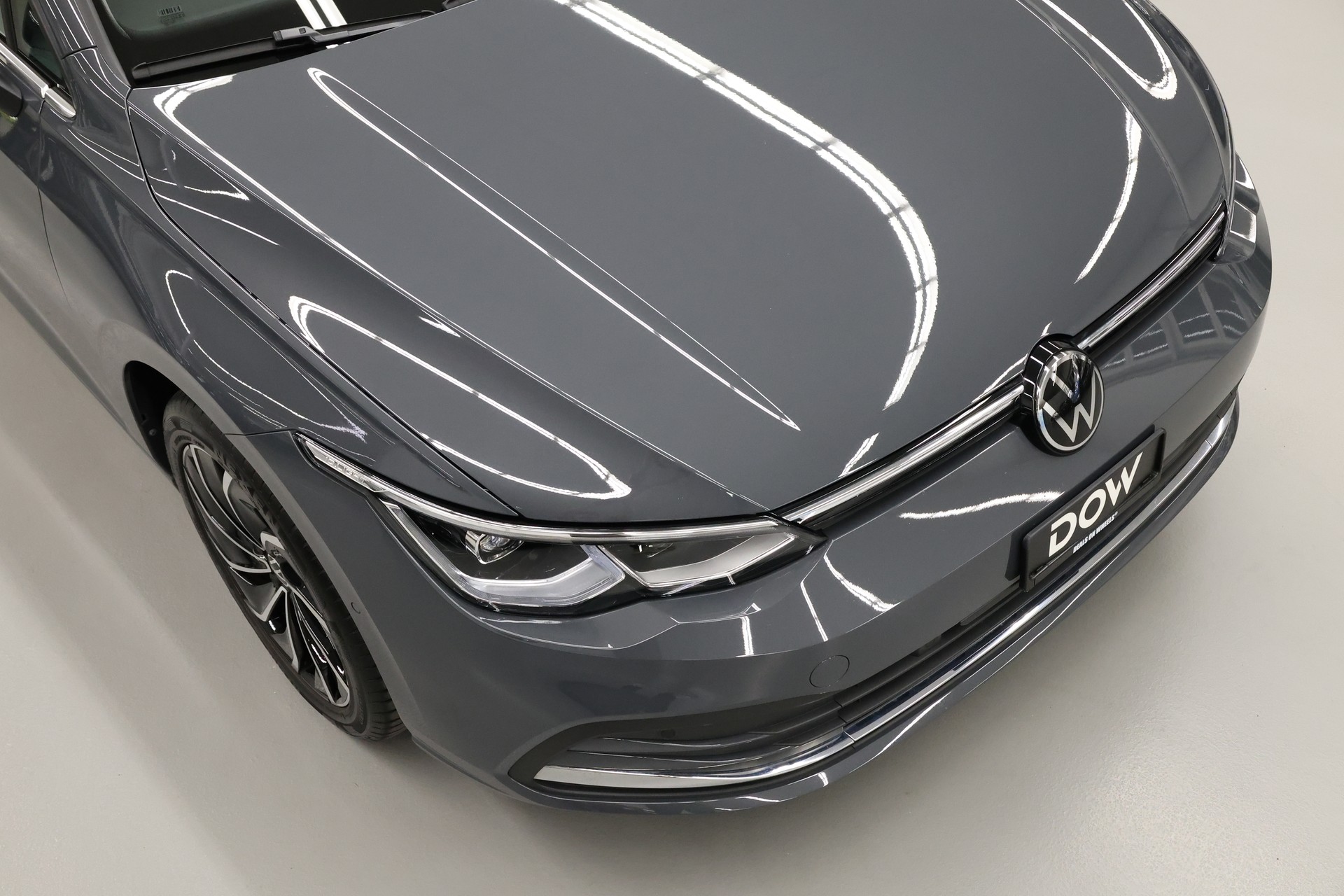 VW Golf VIII 1.4 TSI PHEV Style DSG-showroom-element-3