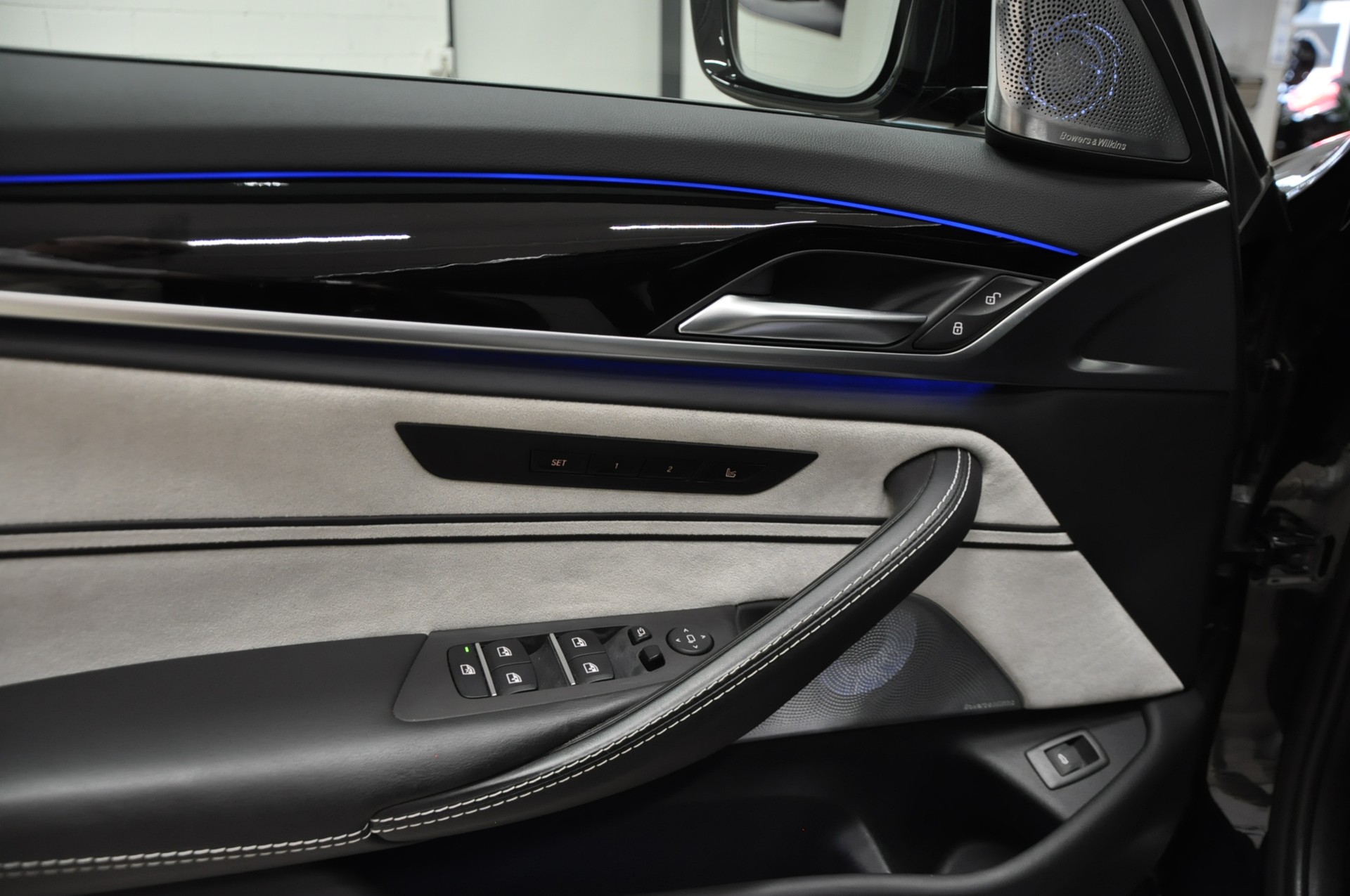 BMW-ALPINA B5 BiTurbo Touring 4.4 V8 xDrive Switch-Tronic-image-9
