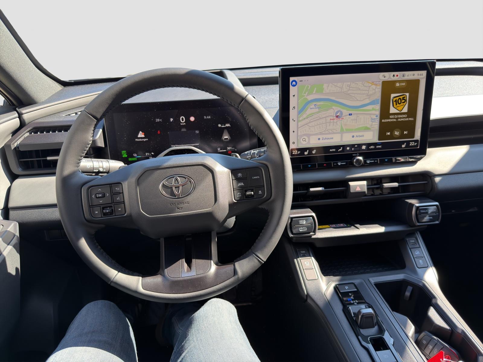TOYOTA RAV4 2.5 Plug-In-Hybrid Style-image-11