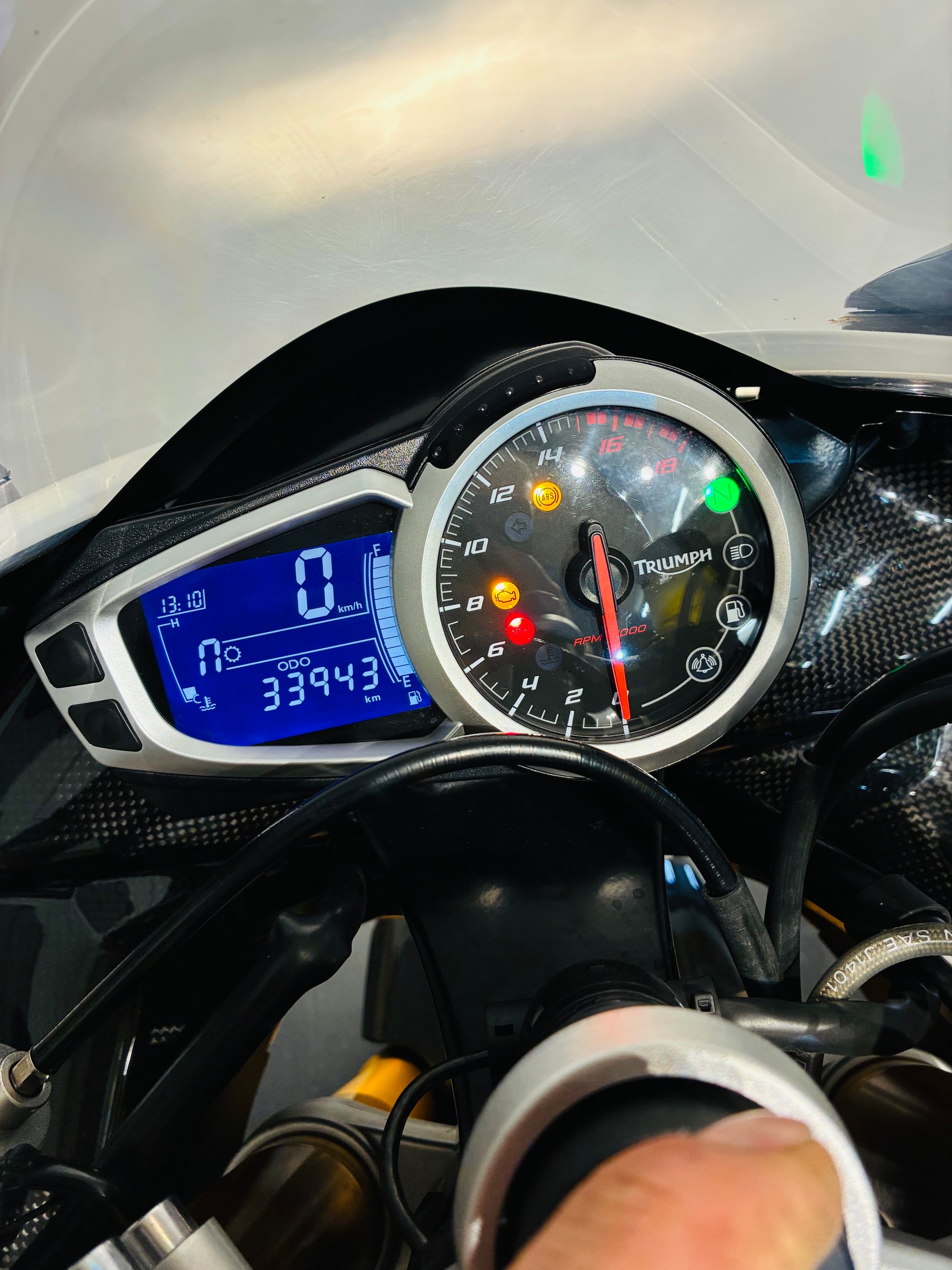 TRIUMPH Daytona 675 R ABS-image-14