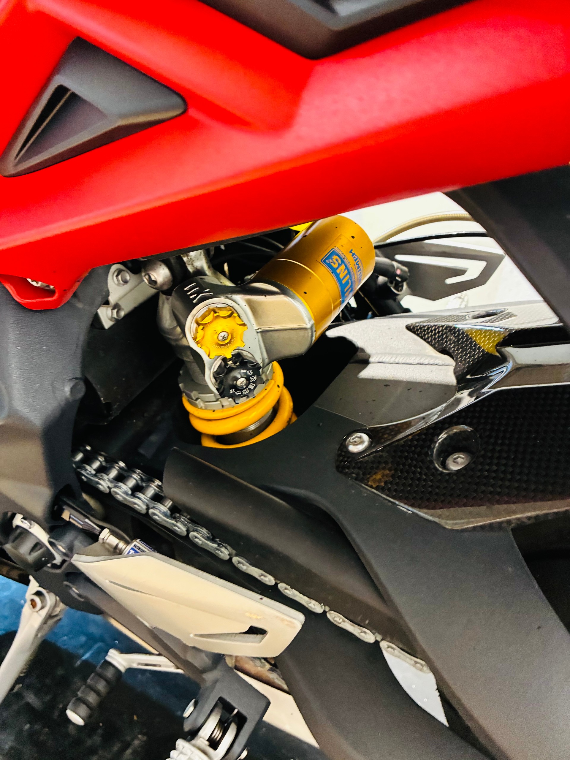 TRIUMPH Daytona 675 R ABS-image-11