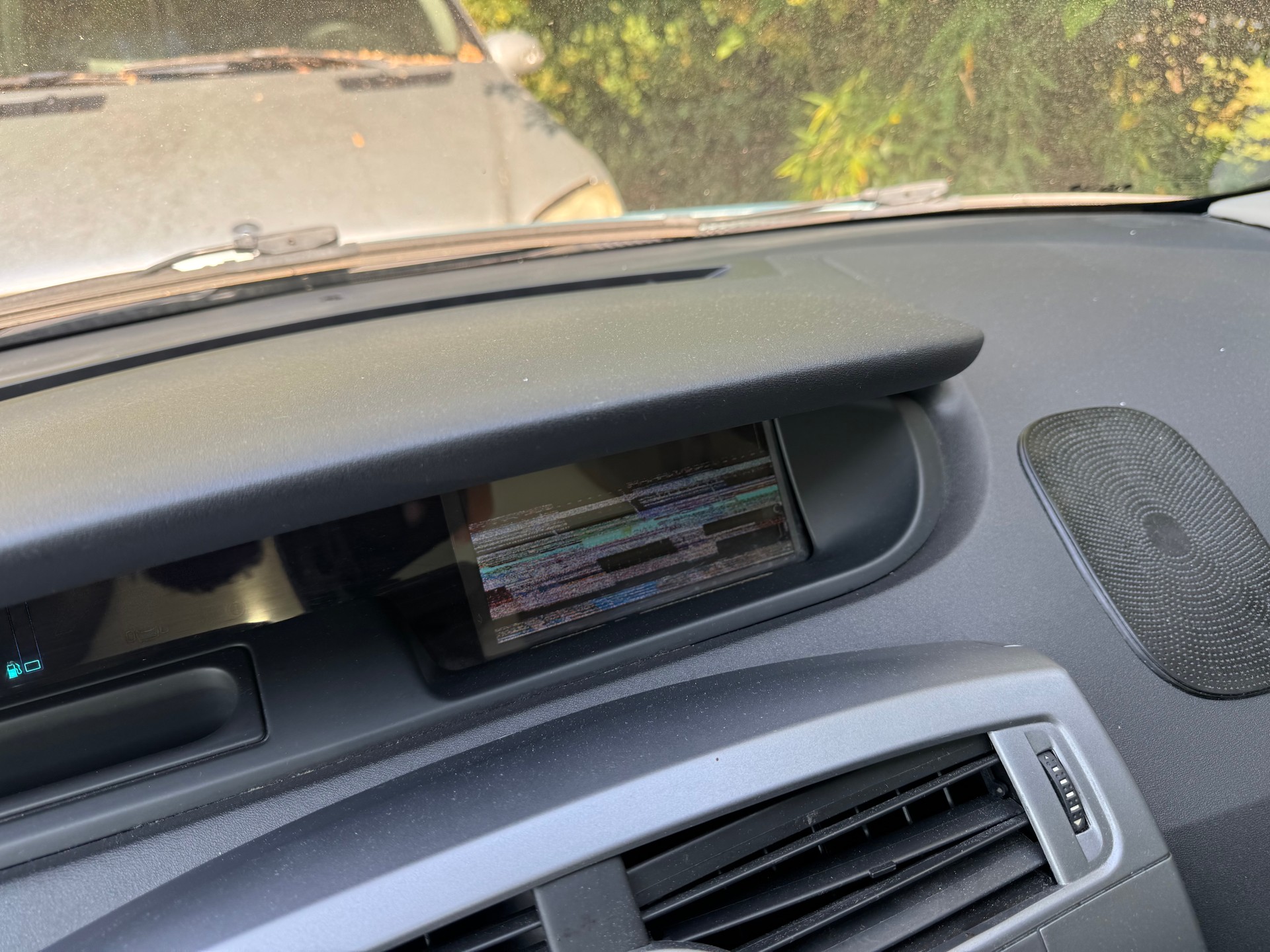RENAULT Grand Scénic 2.0 dCi Dynamique Automatic-image-4