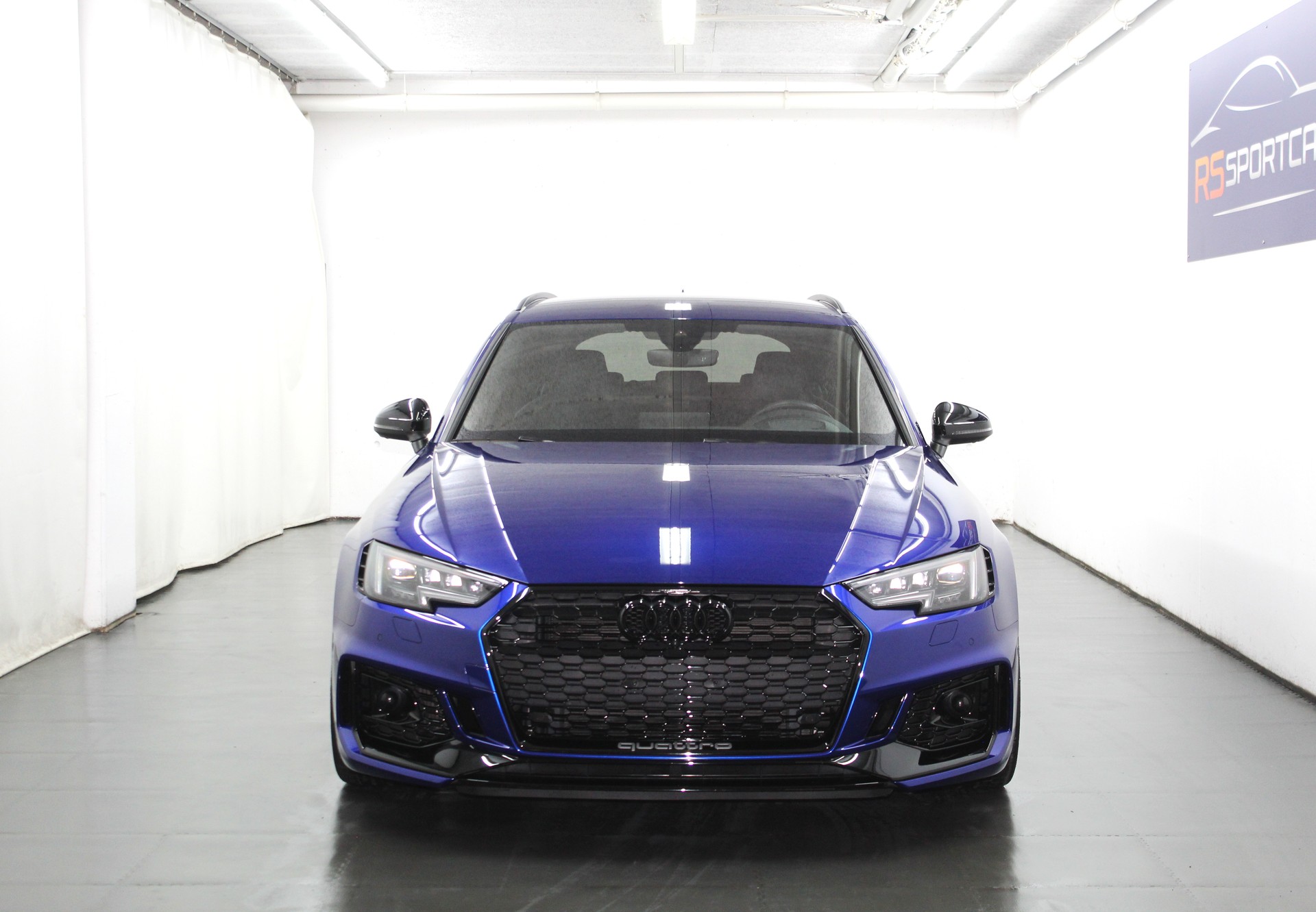 AUDI RS4 Avant 2.9 TFSI quattro tiptronic ABT Edition 510 / Sonderlackierung San Marino Blau / ohne OPF / CH-Fahrzeug-showroom-element-2