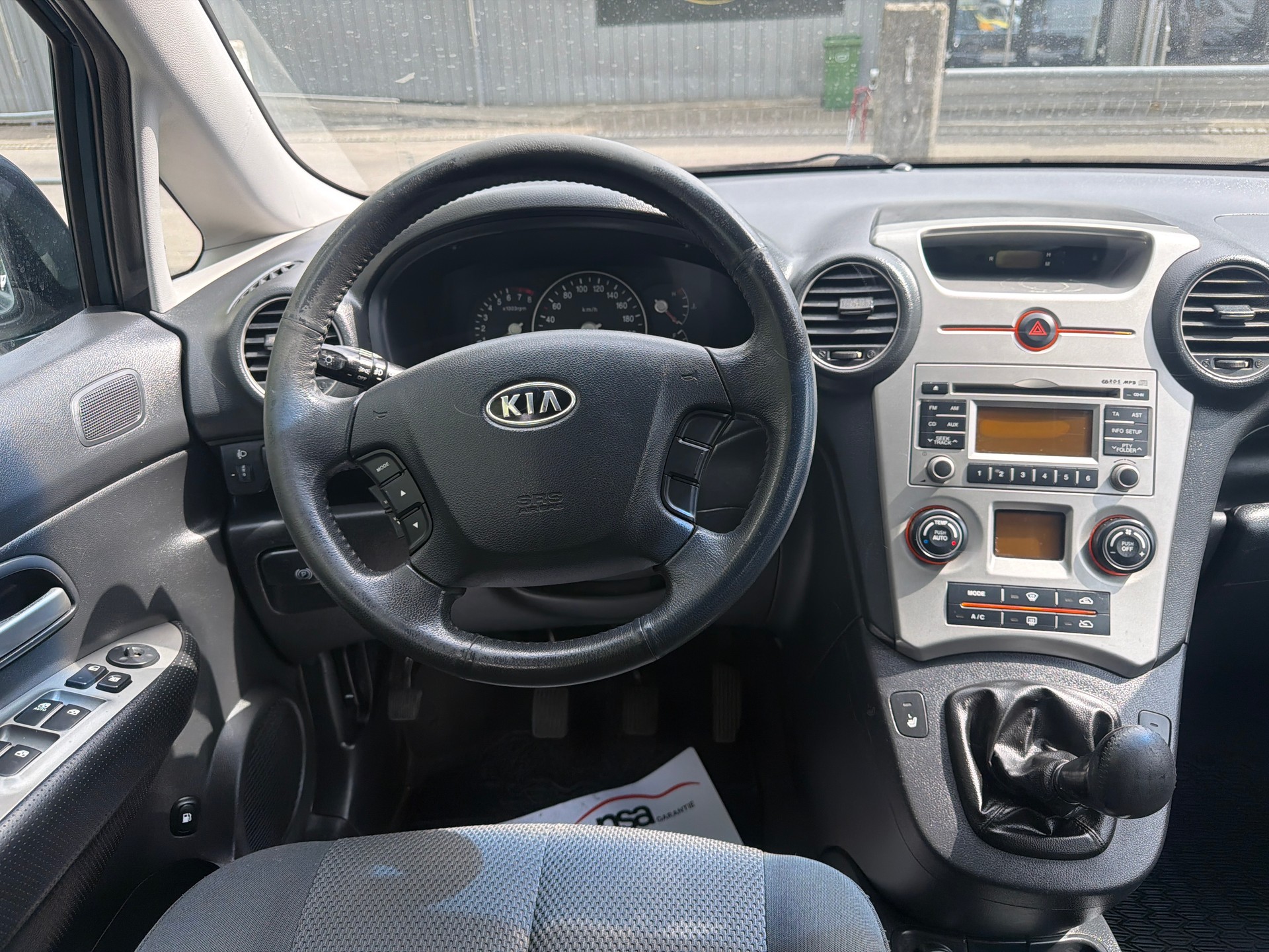 KIA Carens 2.0 CVVT Trend ** 07x Sitzplätze ** Klima-auto ** Sitzheizung ** 12x Airbag ** Letzte MFK 20.03.2024-image-2