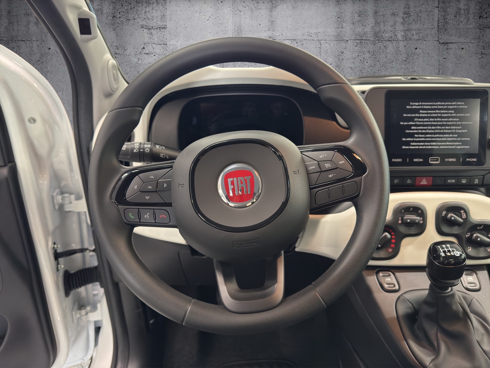 FIAT Pandina 1.0 MHEV Cross-image-11