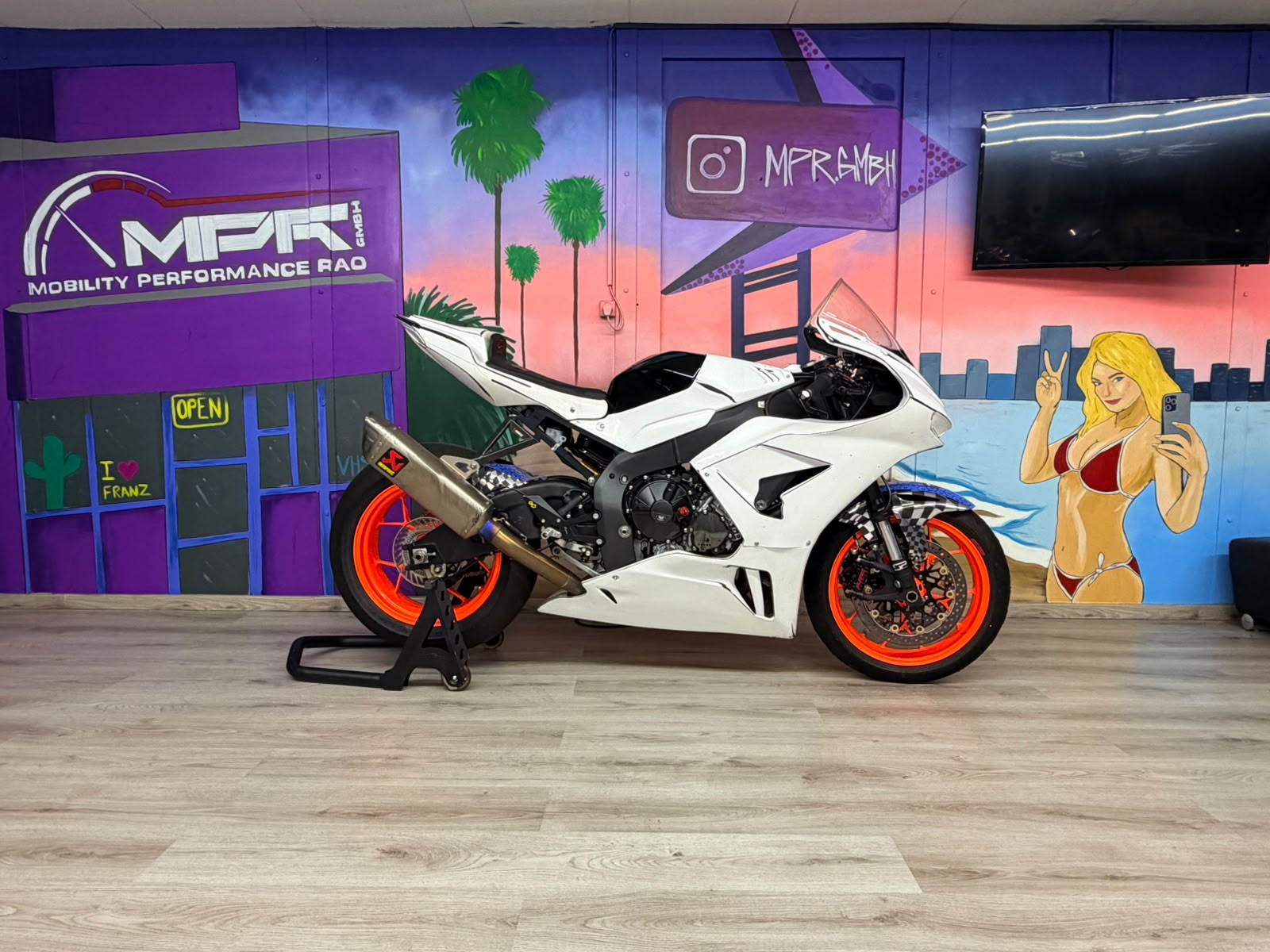 HONDA CBR 1000 RR-R-image-0