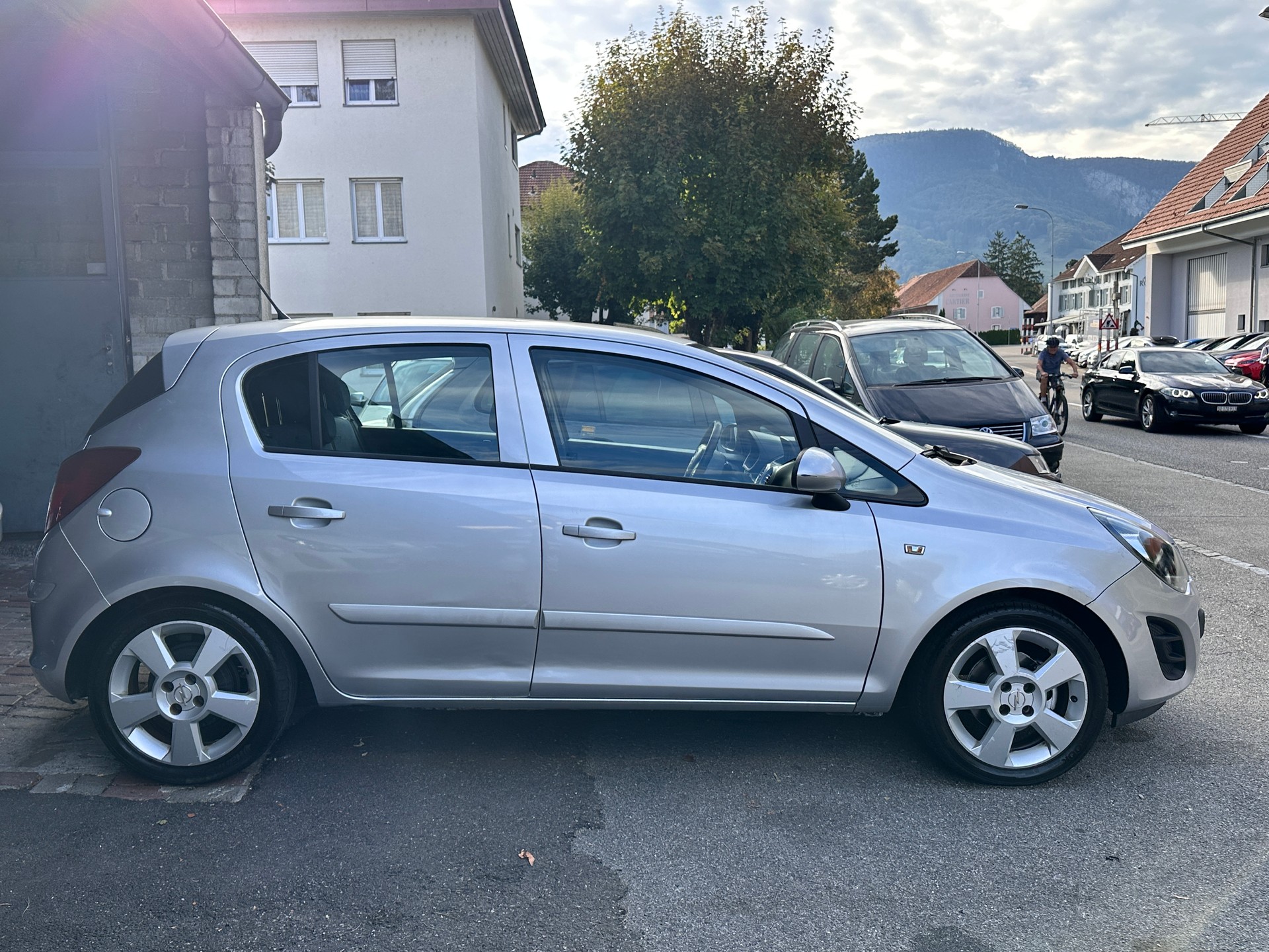 OPEL Corsa 1.4 TP Enjoy-showroom-element-3