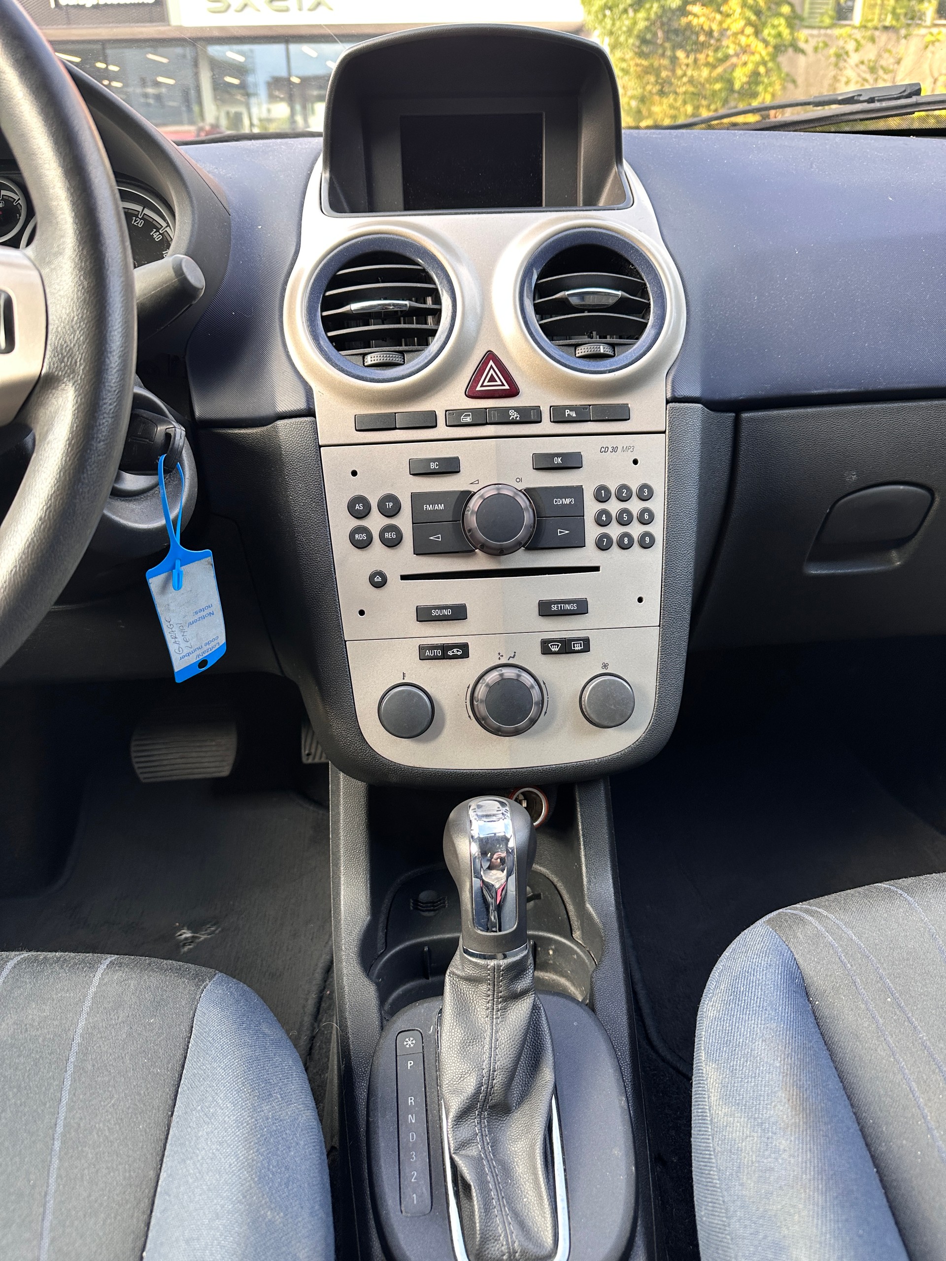 OPEL Corsa 1.4 TP Enjoy-image-8