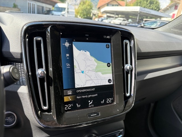 VOLVO XC40 2.0 B4 MH R-Design AWD-image-8