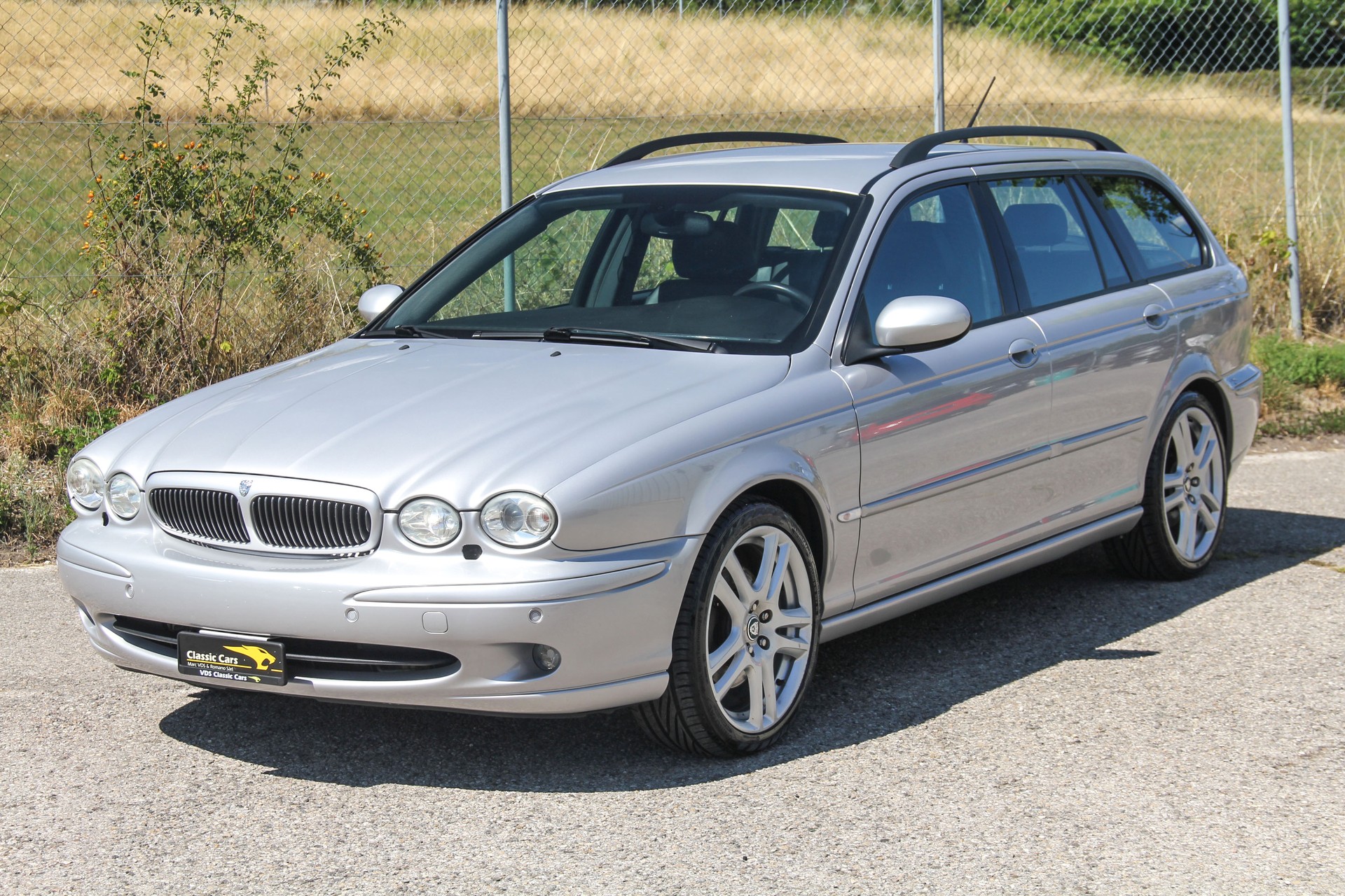 JAGUAR X-Type Estate 3.0 V6 Traction4 Sport-image-28