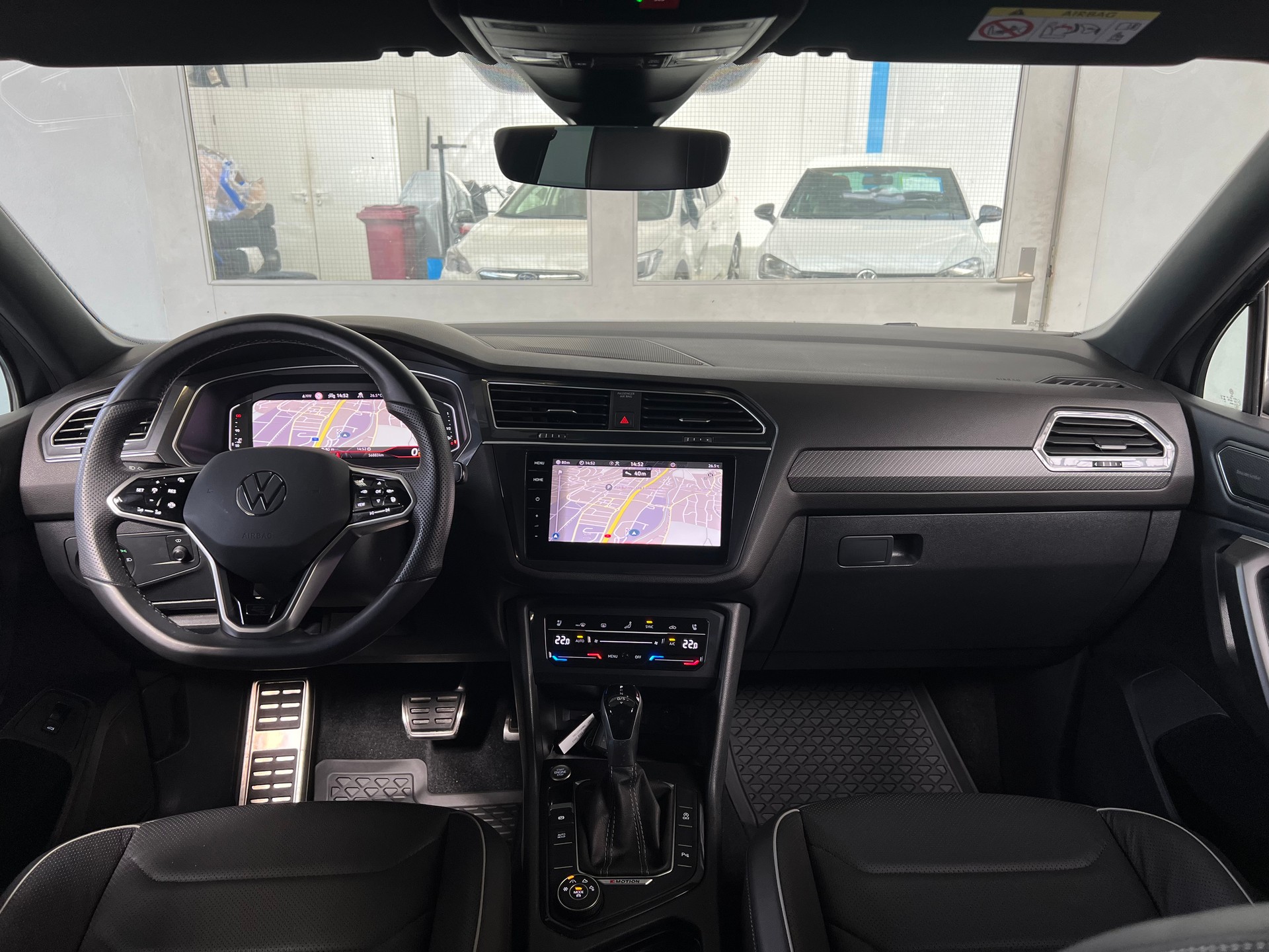 VW Tiguan Allspace 2.0 TDI SCR R-Line 4Motion DSG-image-4