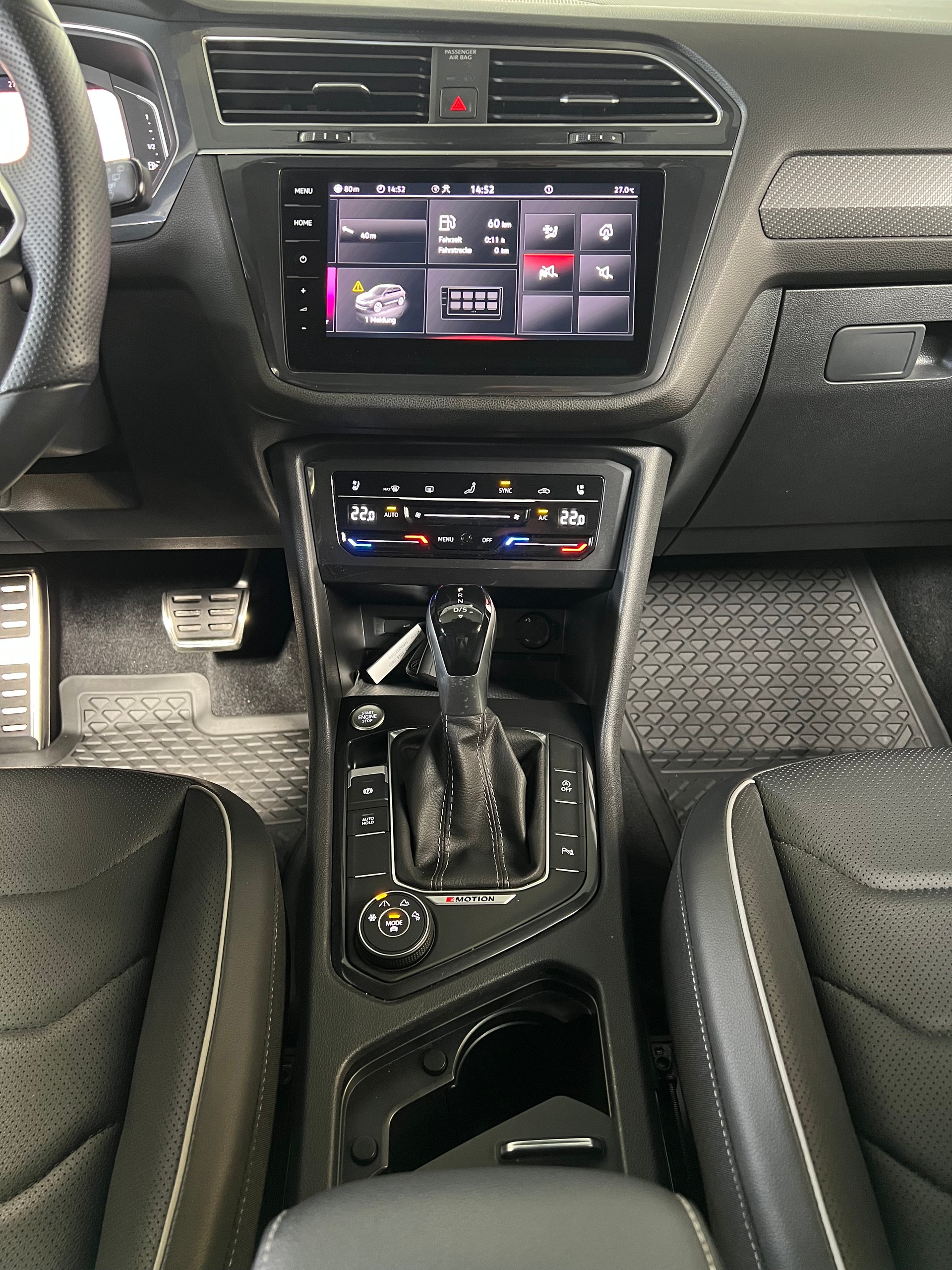 VW Tiguan Allspace 2.0 TDI SCR R-Line 4Motion DSG-image-5