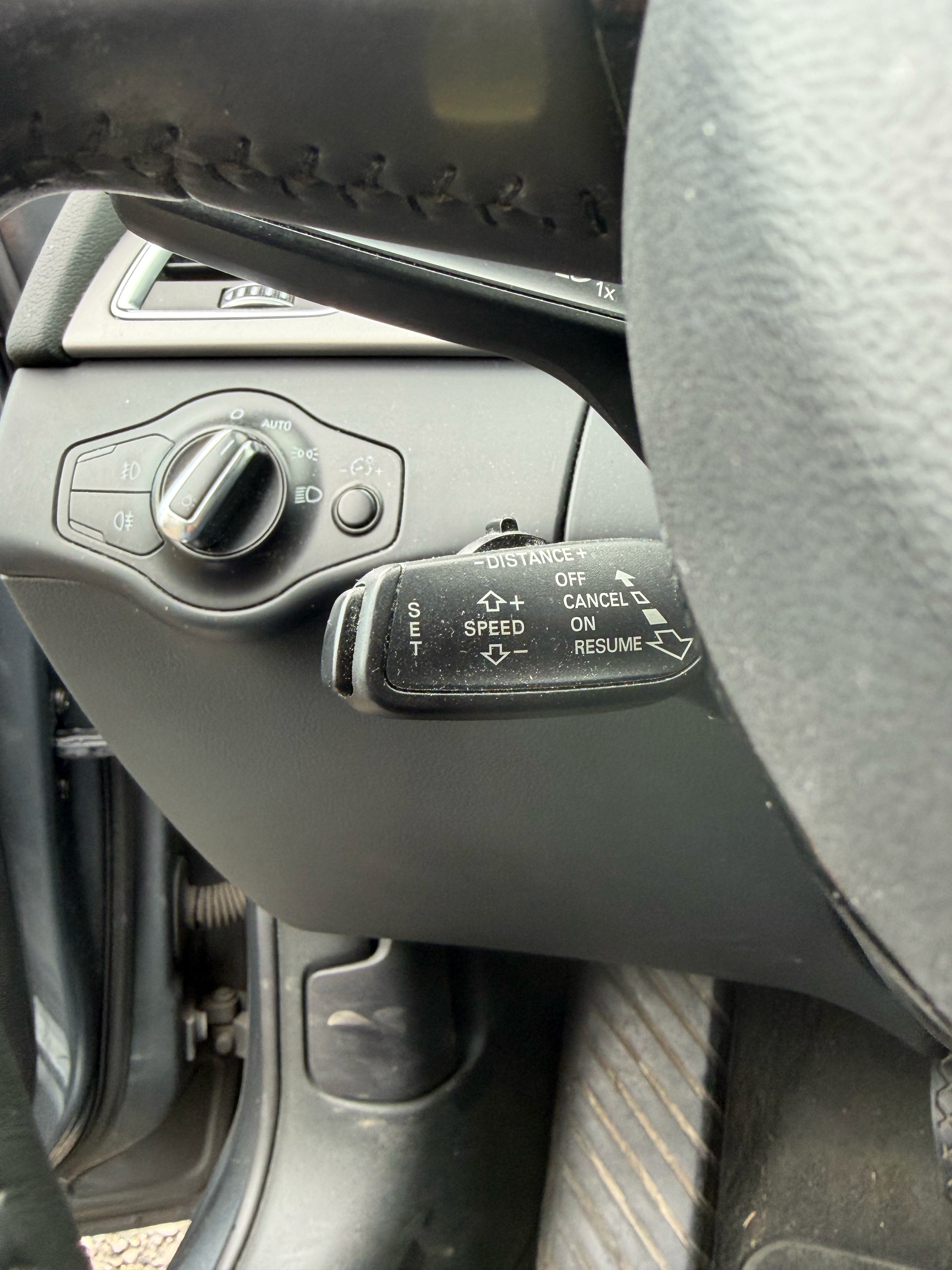 AUDI A4 Avant 3.0 TDI quattro S-tronic-image-13