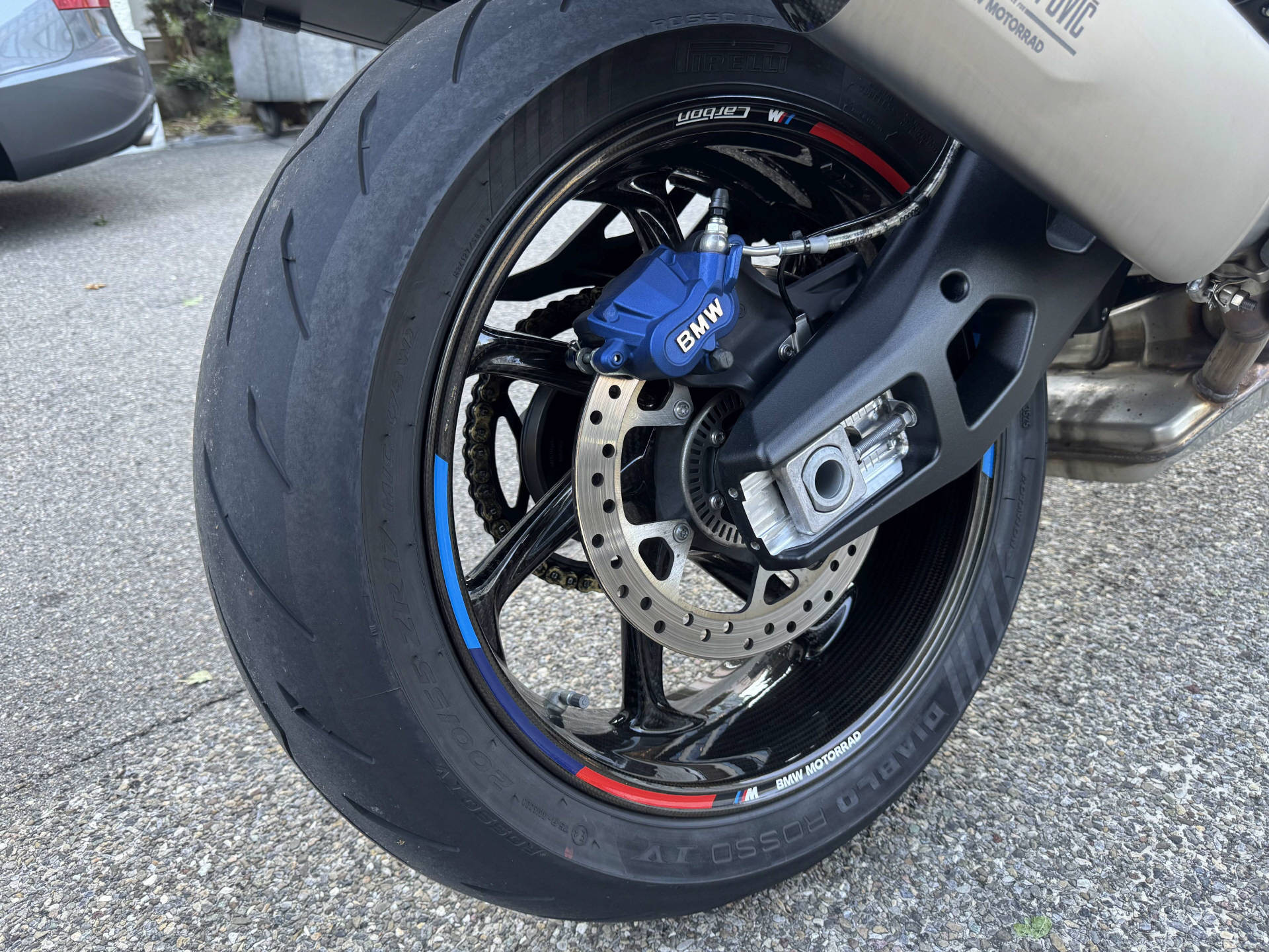 BMW M 1000 XR-image-7
