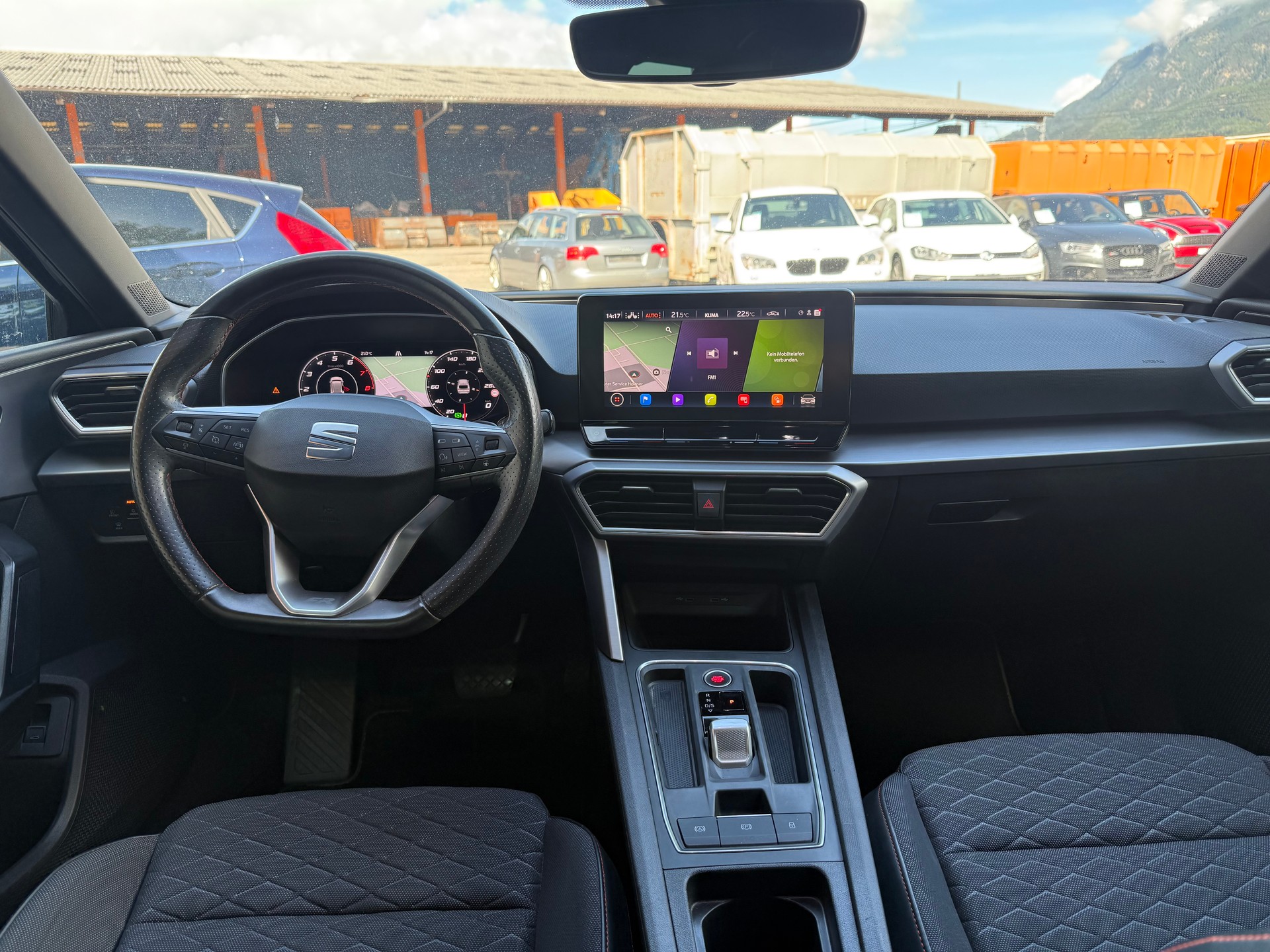 SEAT Leon ST 1.5 eTSI mHEV DSG FR-image-17