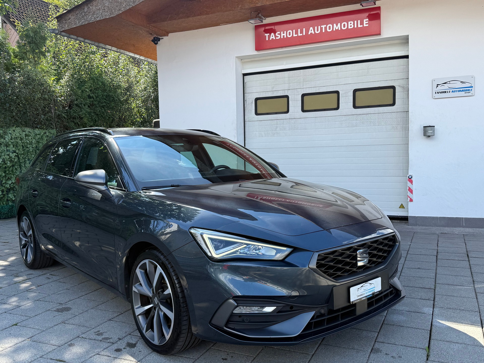 SEAT Leon ST 1.5 eTSI mHEV DSG FR