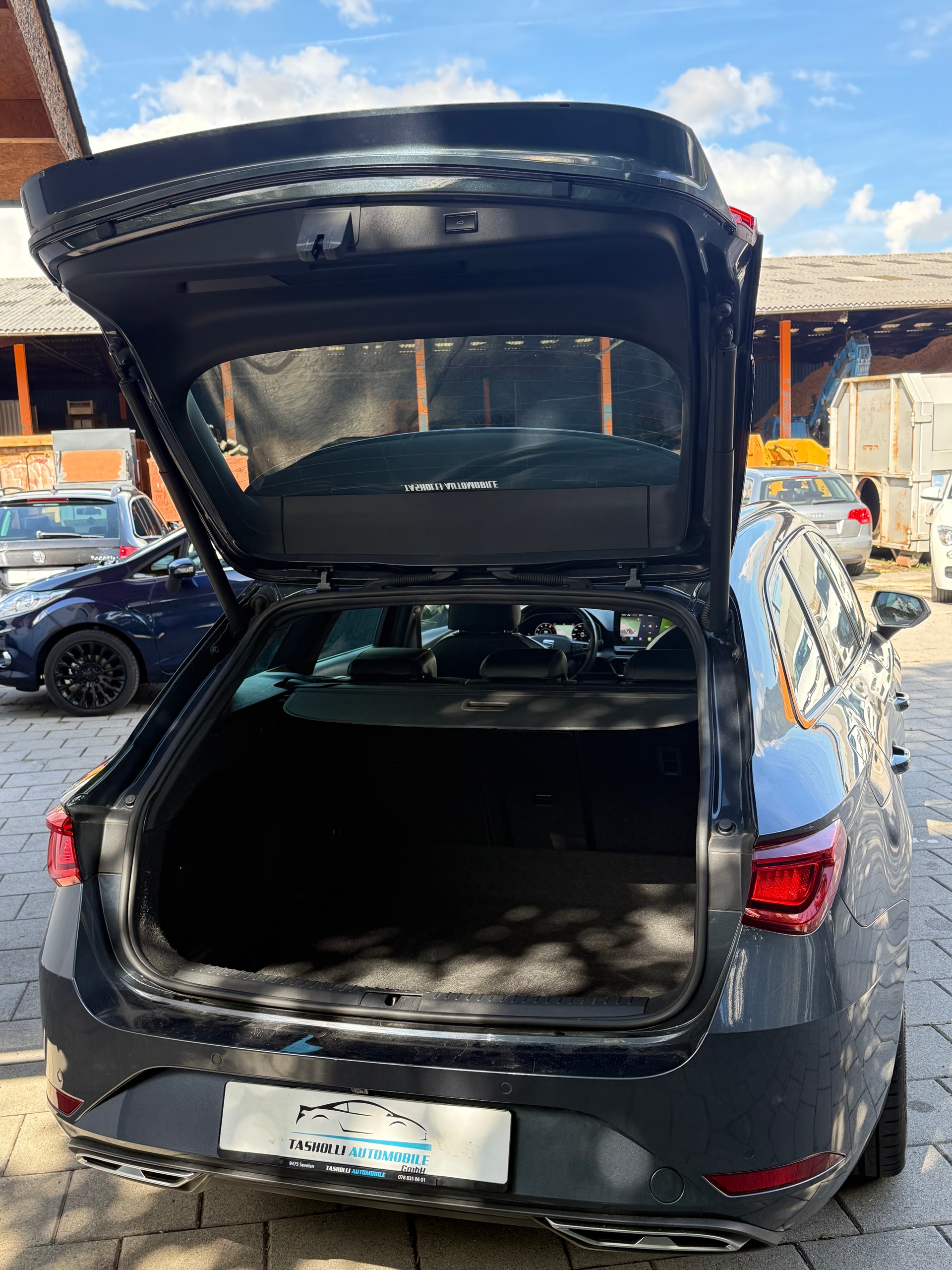SEAT Leon ST 1.5 eTSI mHEV DSG FR-image-6