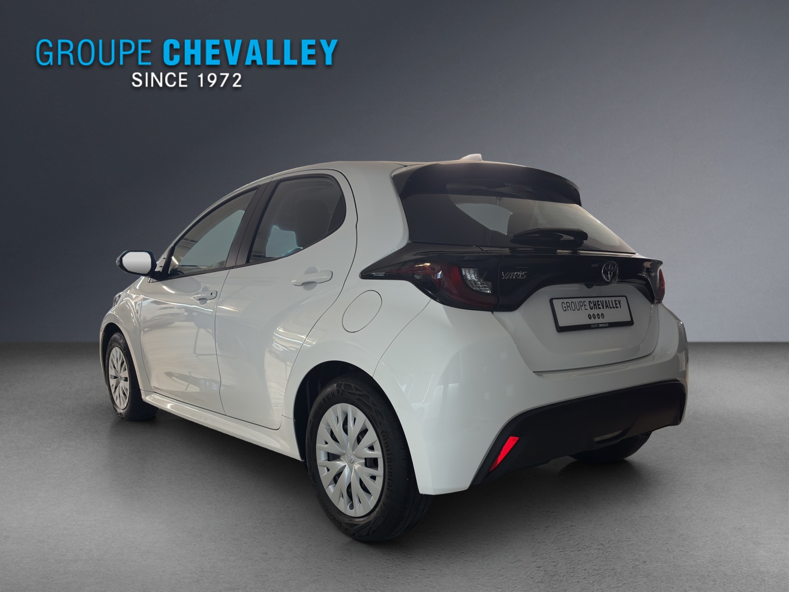 TOYOTA Yaris 1.5 Comfort e-CVT-showroom-element-3