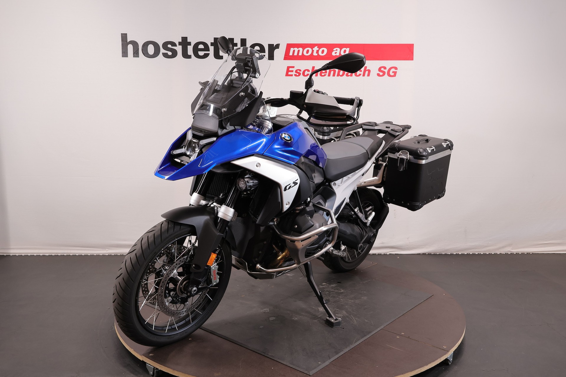 BMW R 1300 GS-image-2