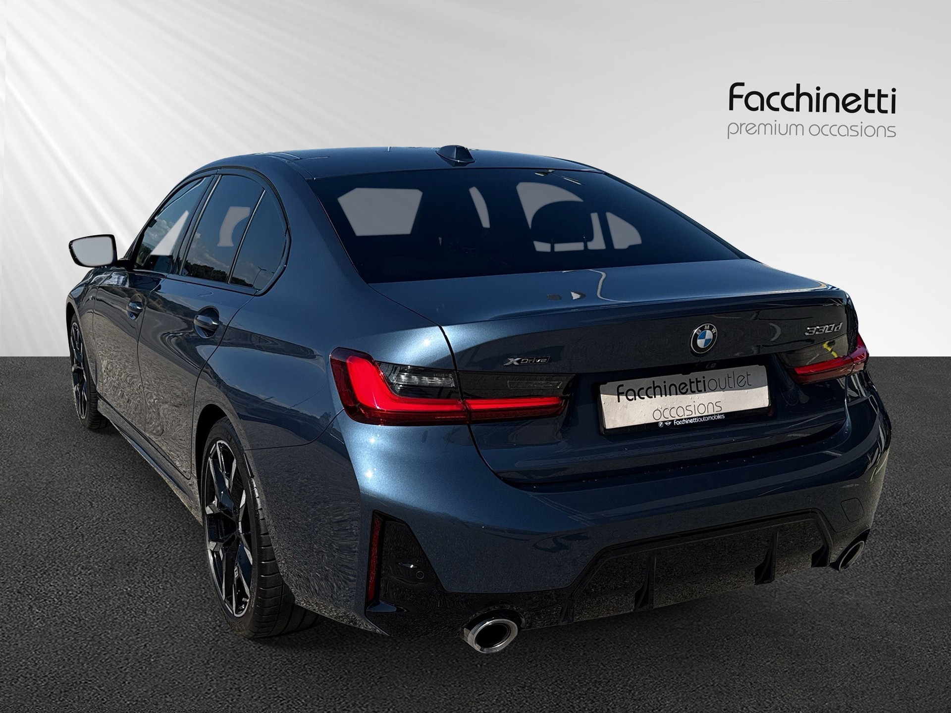 BMW 330d xDrive 48V Steptronic M Sport-showroom-element-2