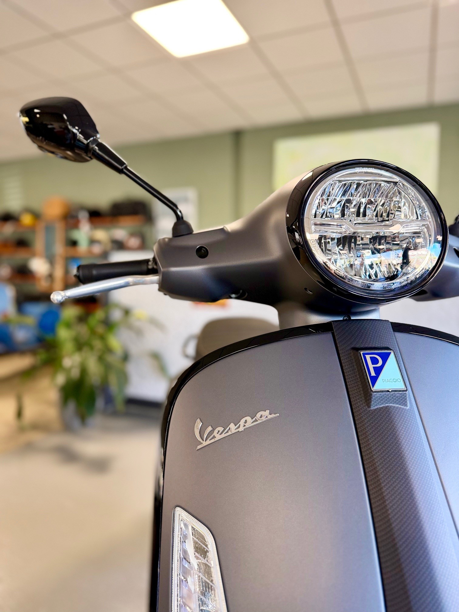 PIAGGIO Vespa GTS 300 Super Sport ABS-image-5