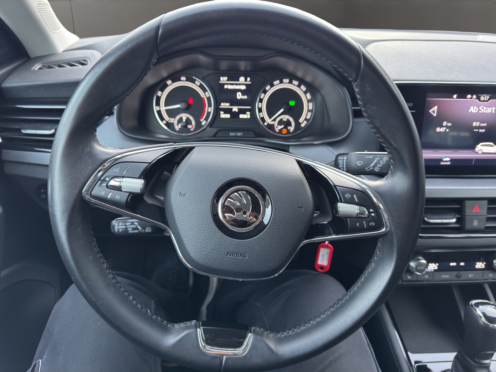 SKODA Scala 1.0 TSI Ambition DSG-image-9