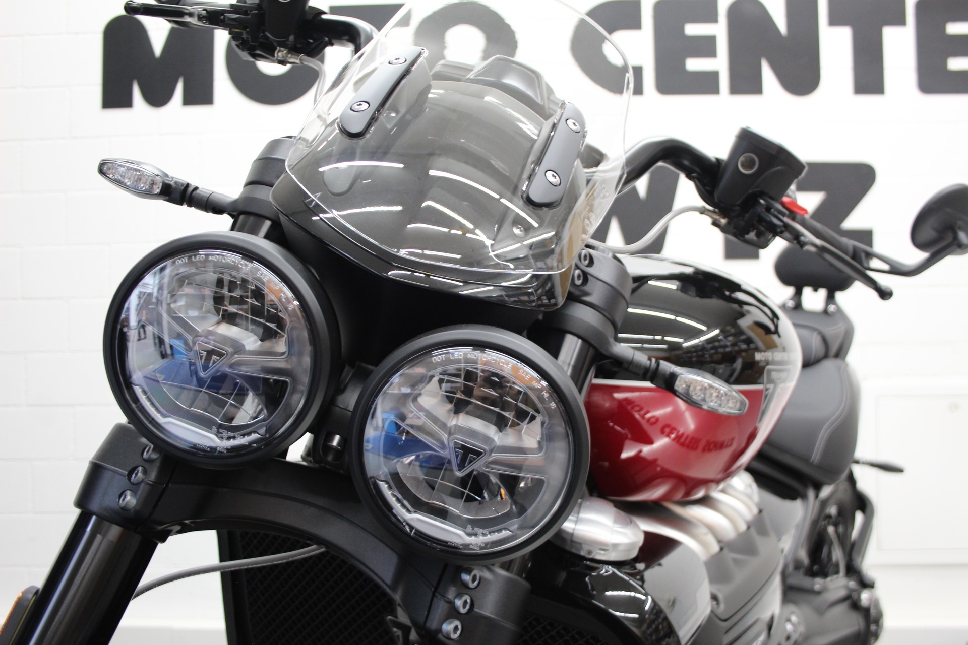 TRIUMPH Rocket 3 Storm GT-image-5
