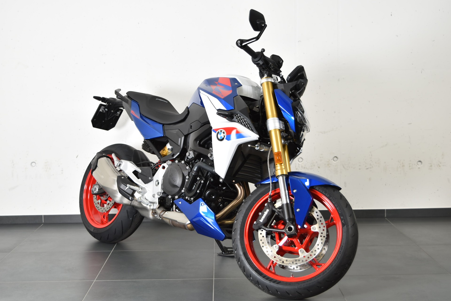 BMW F 900 R-image-2