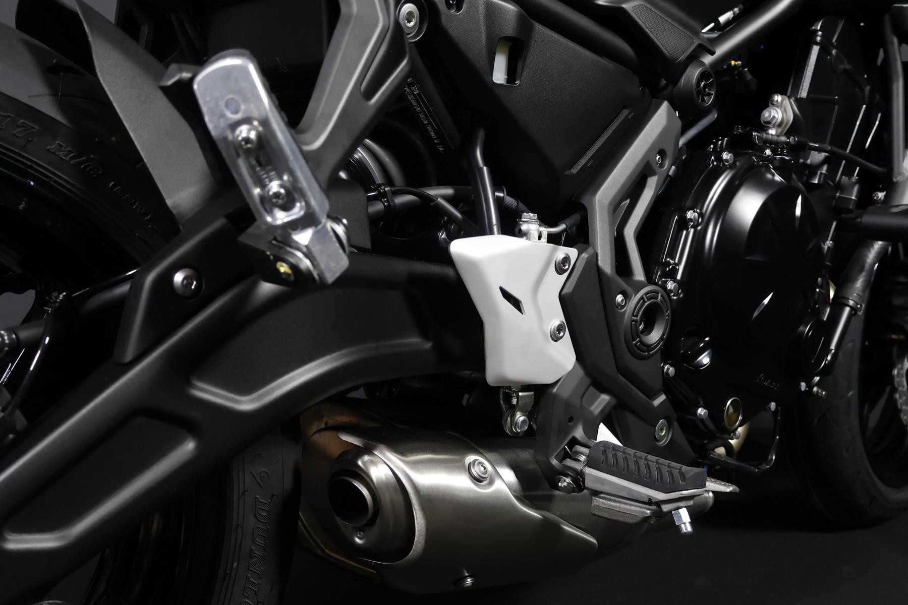 KAWASAKI Z 650 (50/35 KW) *Black & White* Level 2-image-10