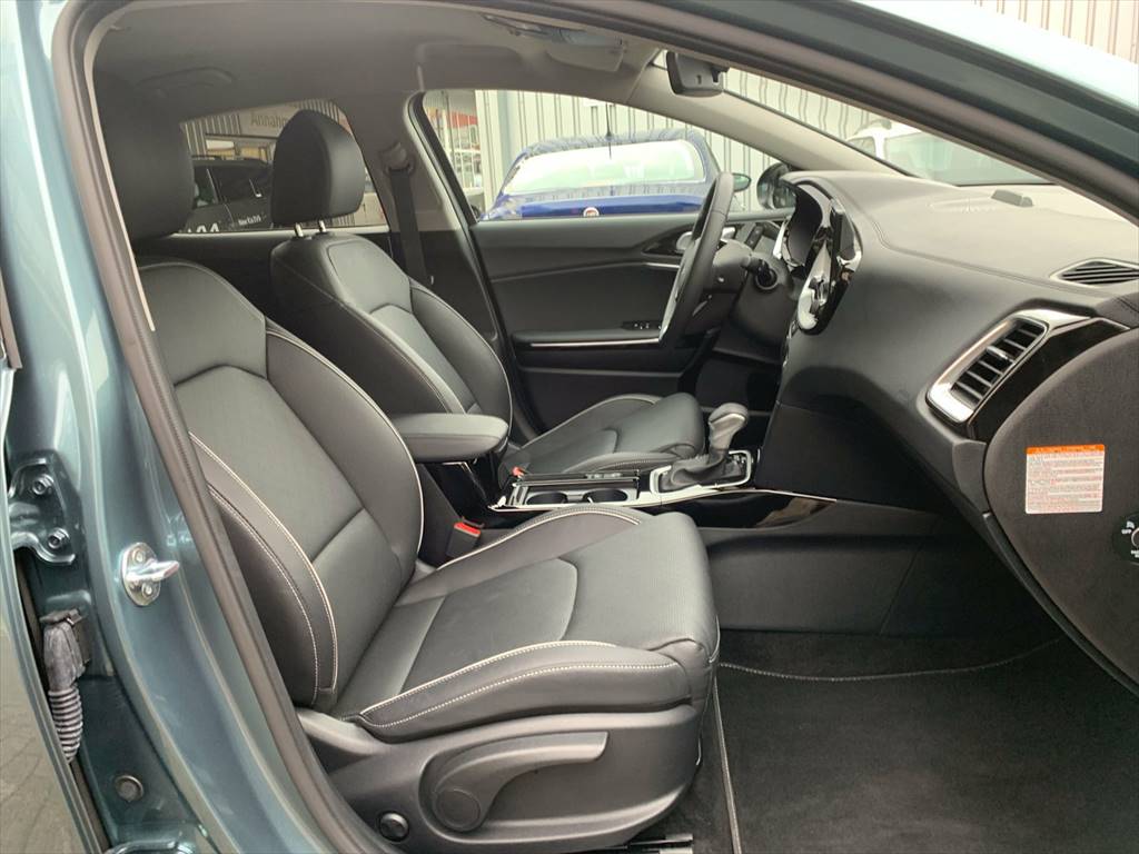 KIA XCeed 1.6 GDi Plug-in Hybrid Style-image-5