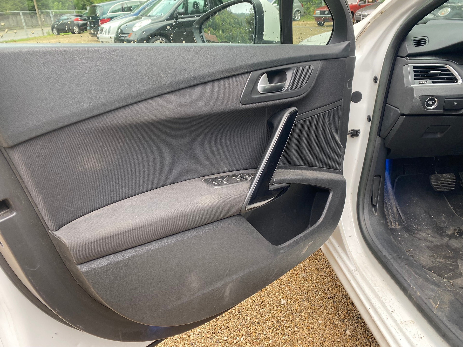 PEUGEOT 508 SW 1.6 16V T Allure Automatic-image-4