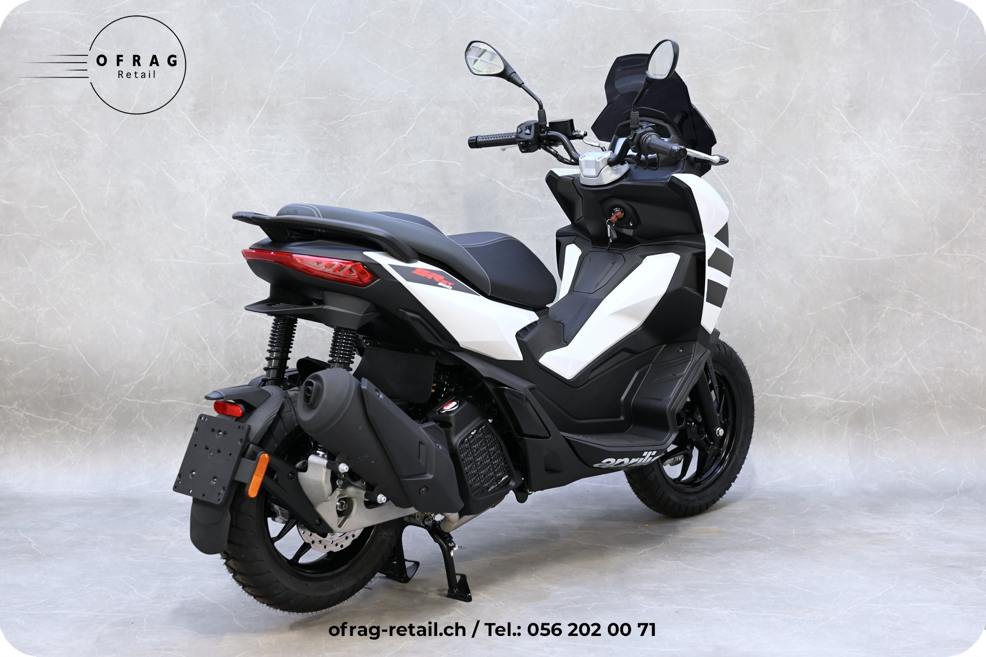 APRILIA SR GT 200 Dieses Bike kannst Du bei uns im Showroom besichti-showroom-element-3