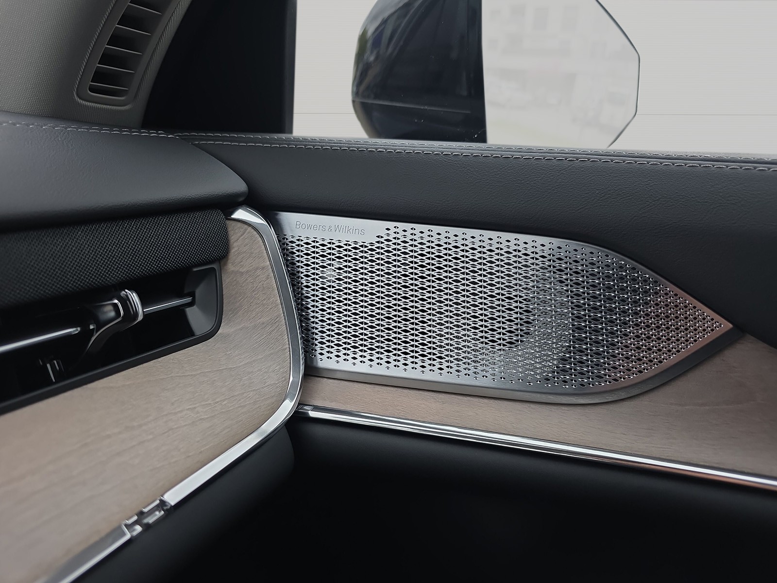 VOLVO EX90 Twin Performance Ultra AWD-image-12