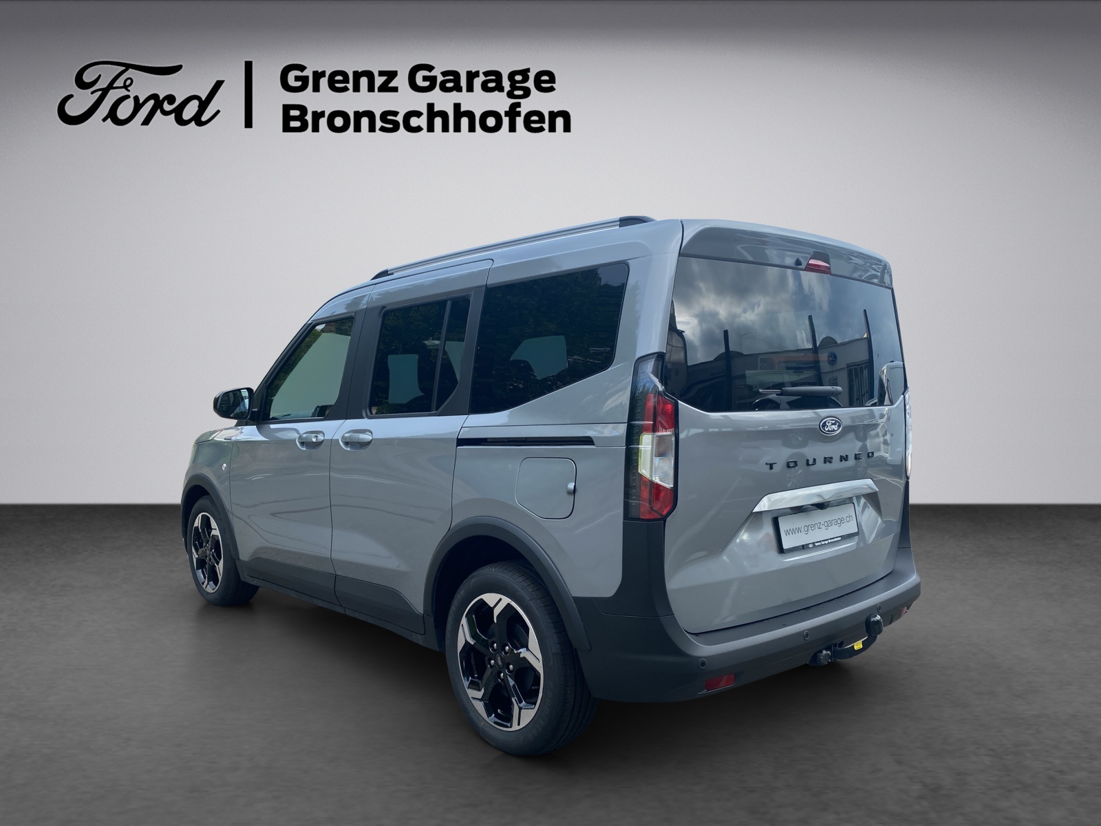 FORD Tourneo Courier 1.0 EcoBoost Active-showroom-element-2