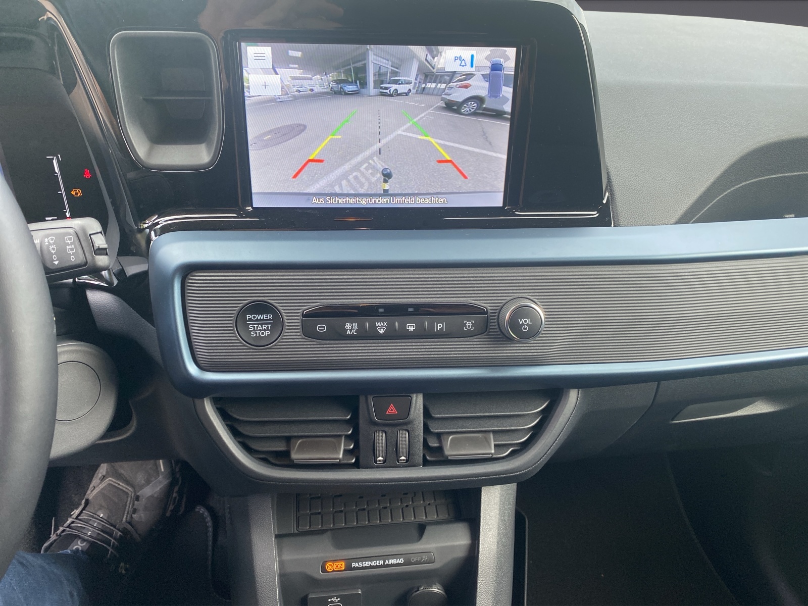 FORD Tourneo Courier 1.0 EcoBoost Active-image-13