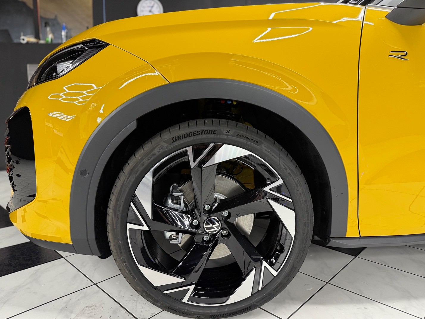 VW T-Roc 1.5eTSI mH R-Line-image-7