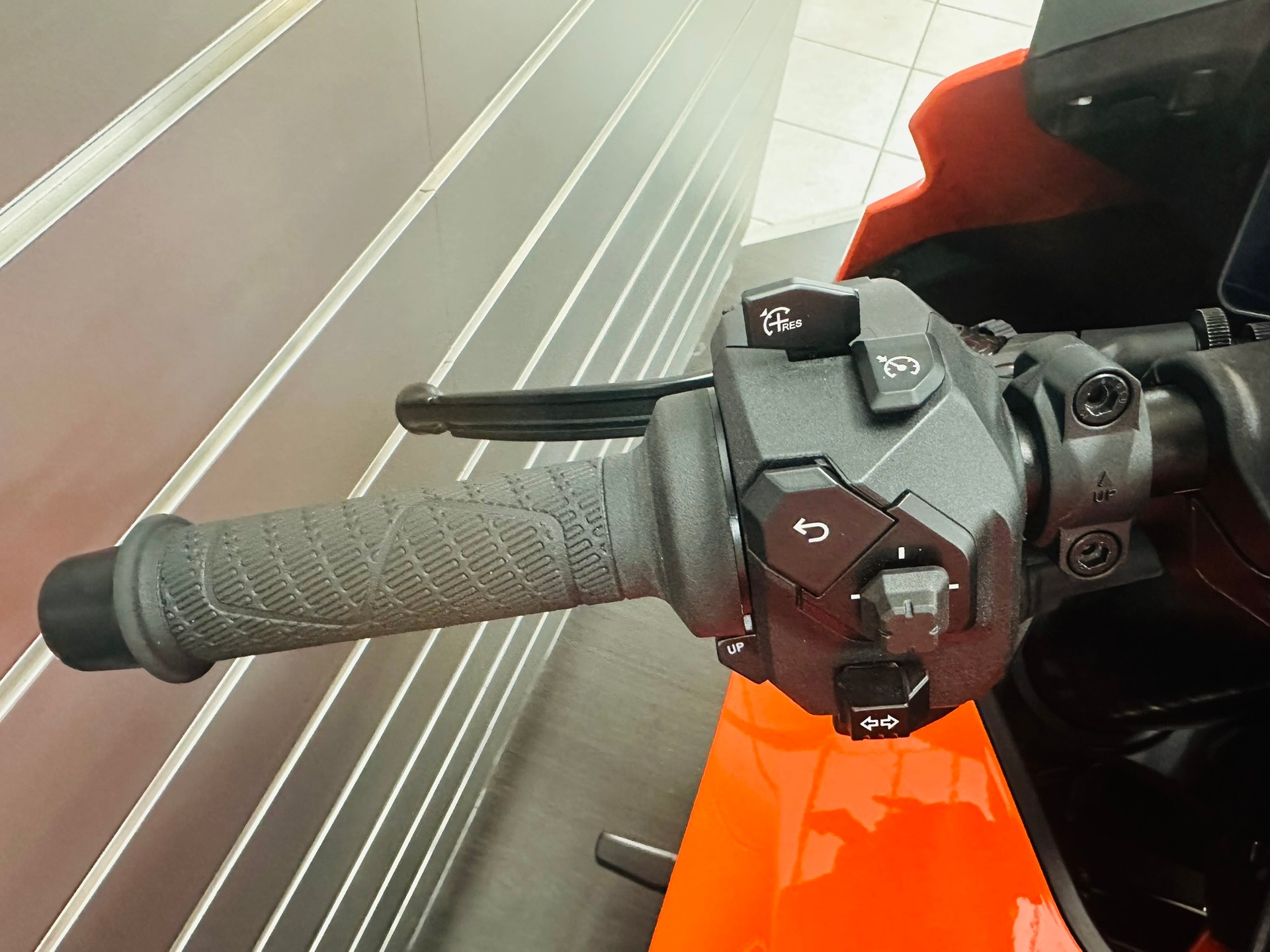 KTM RC 990 R-image-12